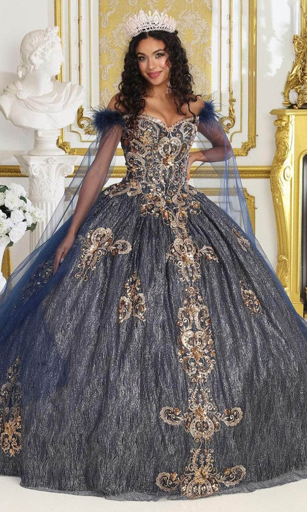 May Queen Quinceanera 4 / Navy/Gold May Queen: LK216