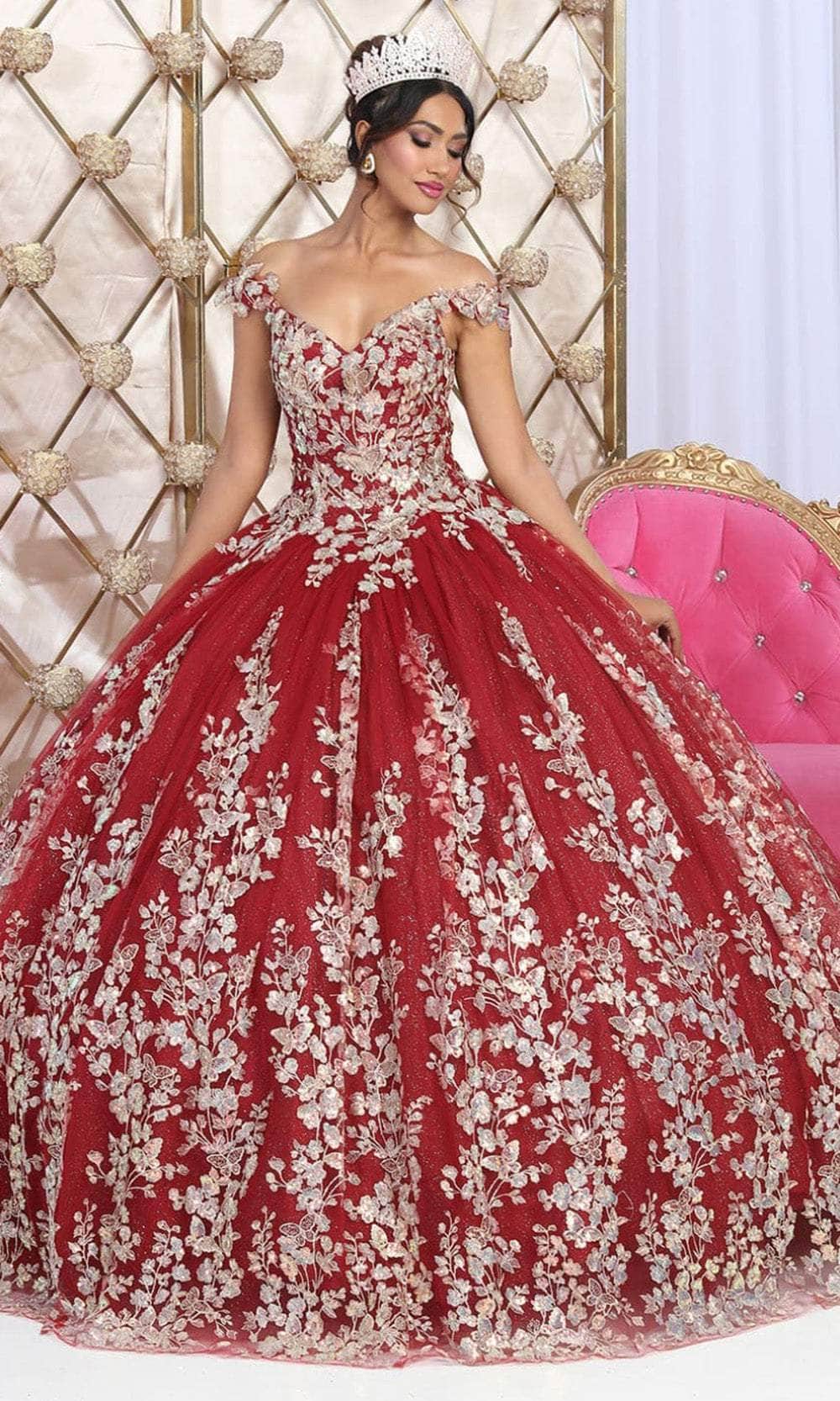 May Queen Quinceanera 4 / Burgundy May Queen: LK228