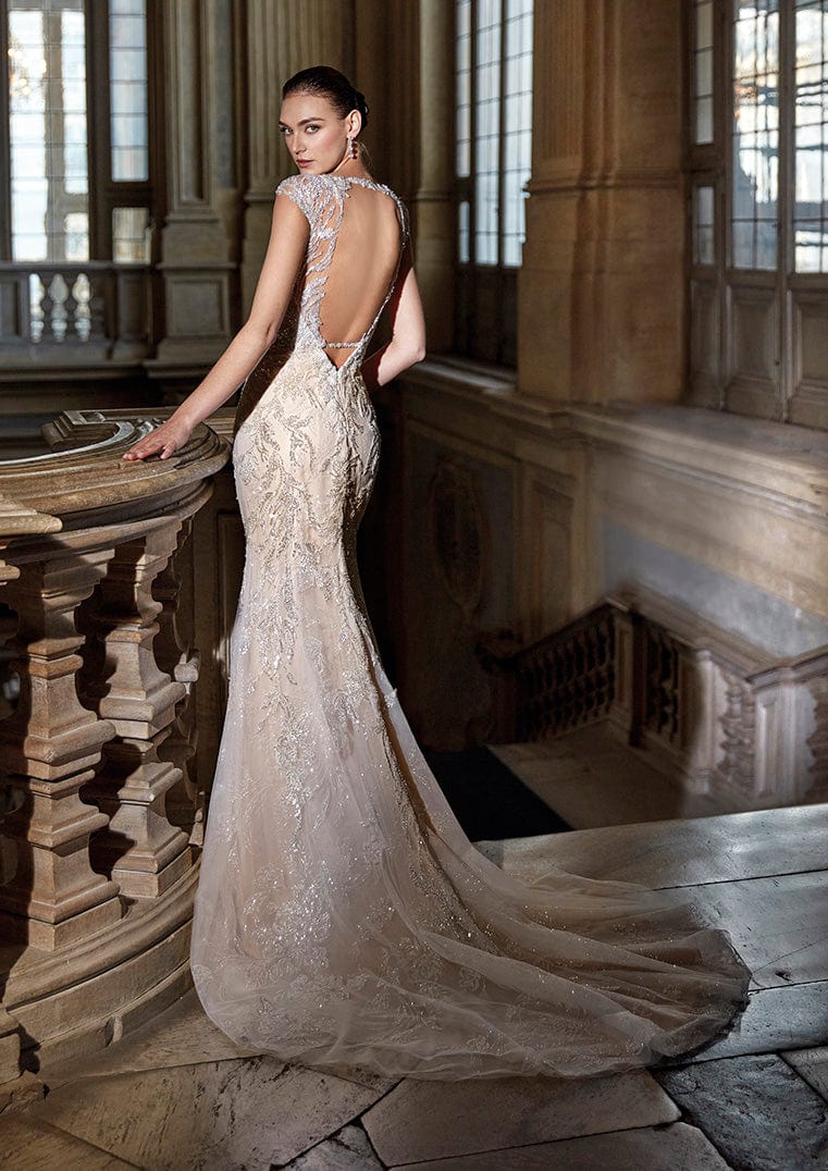 Pronovias Privee Wedding Dress Pronovias Privee: Blaze
