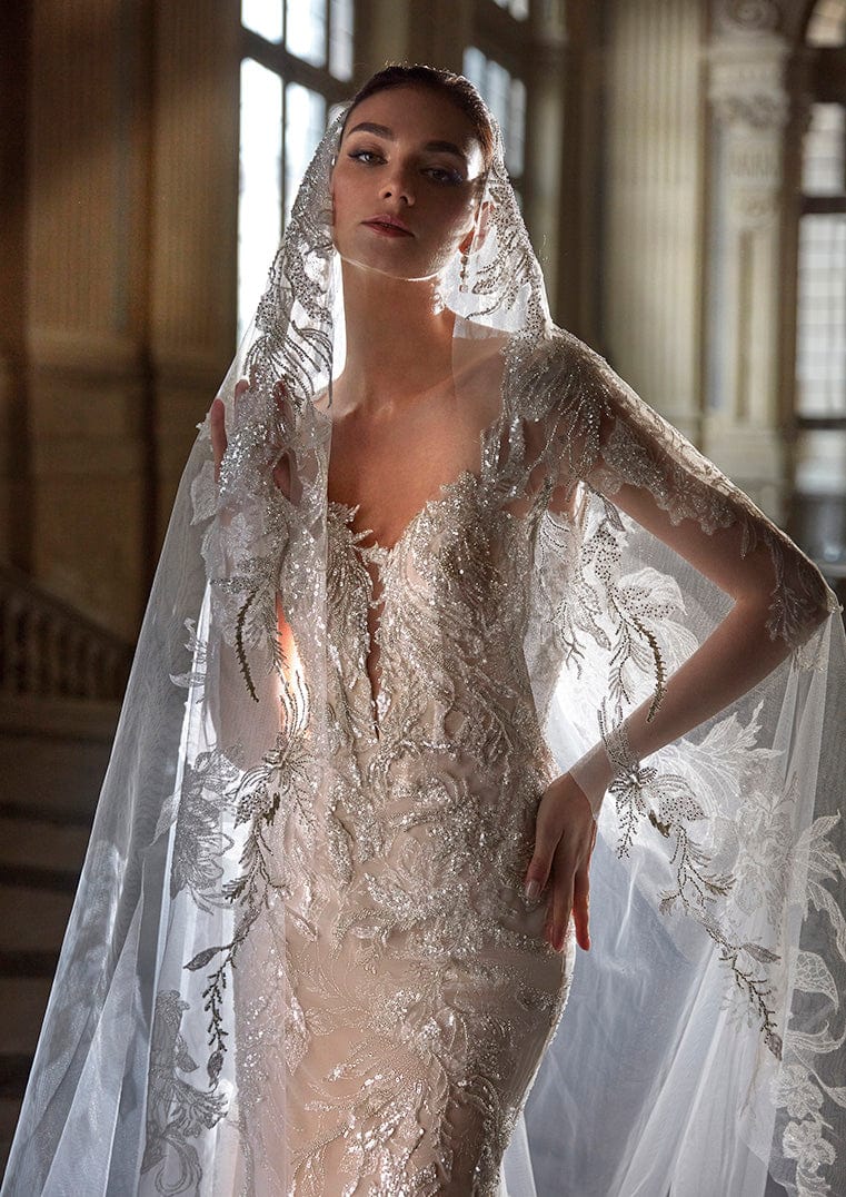 Pronovias Privee Wedding Dress Pronovias Privee: Blaze