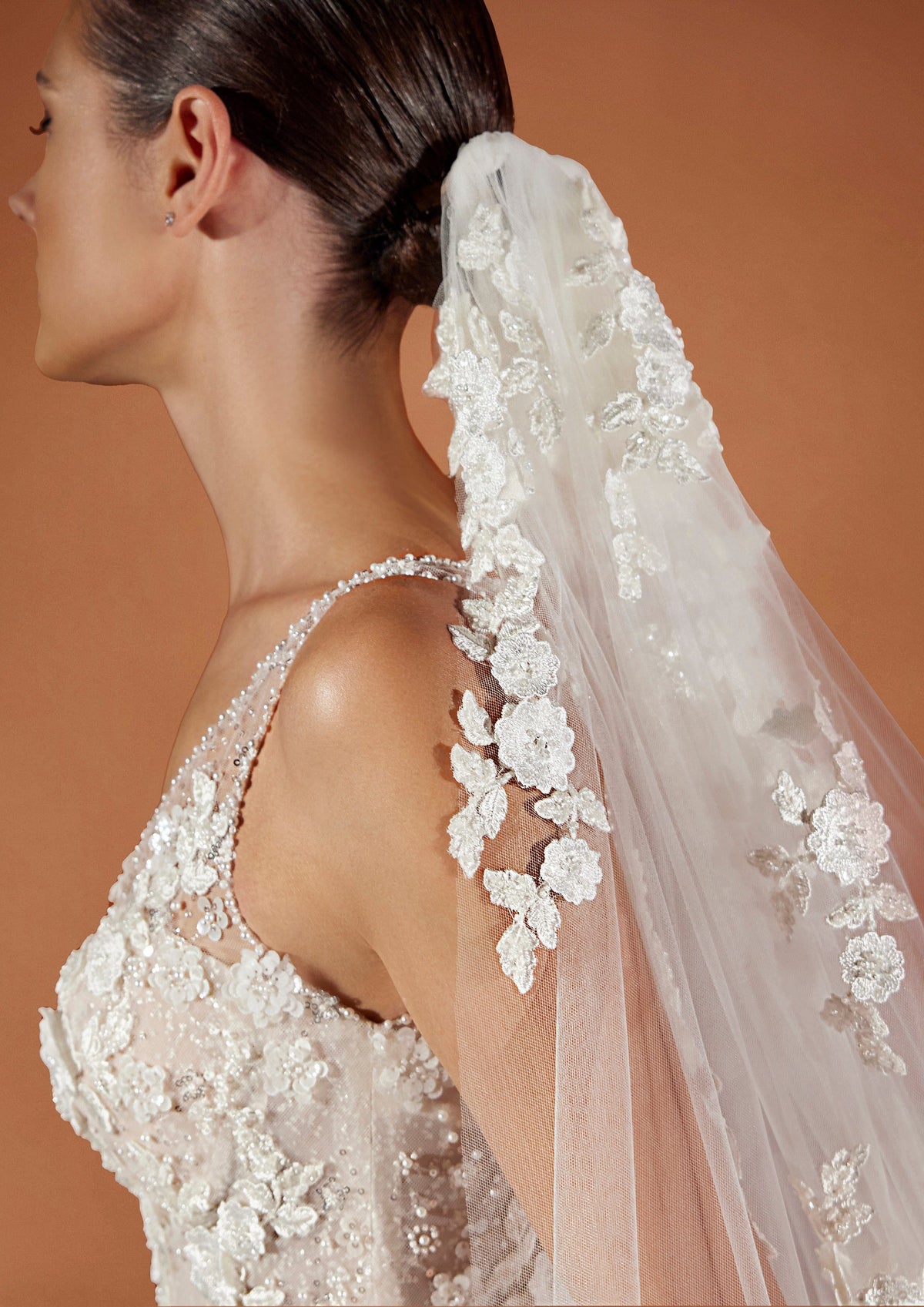 Pronovias Privee Wedding Dress Pronovias Privee: Diany