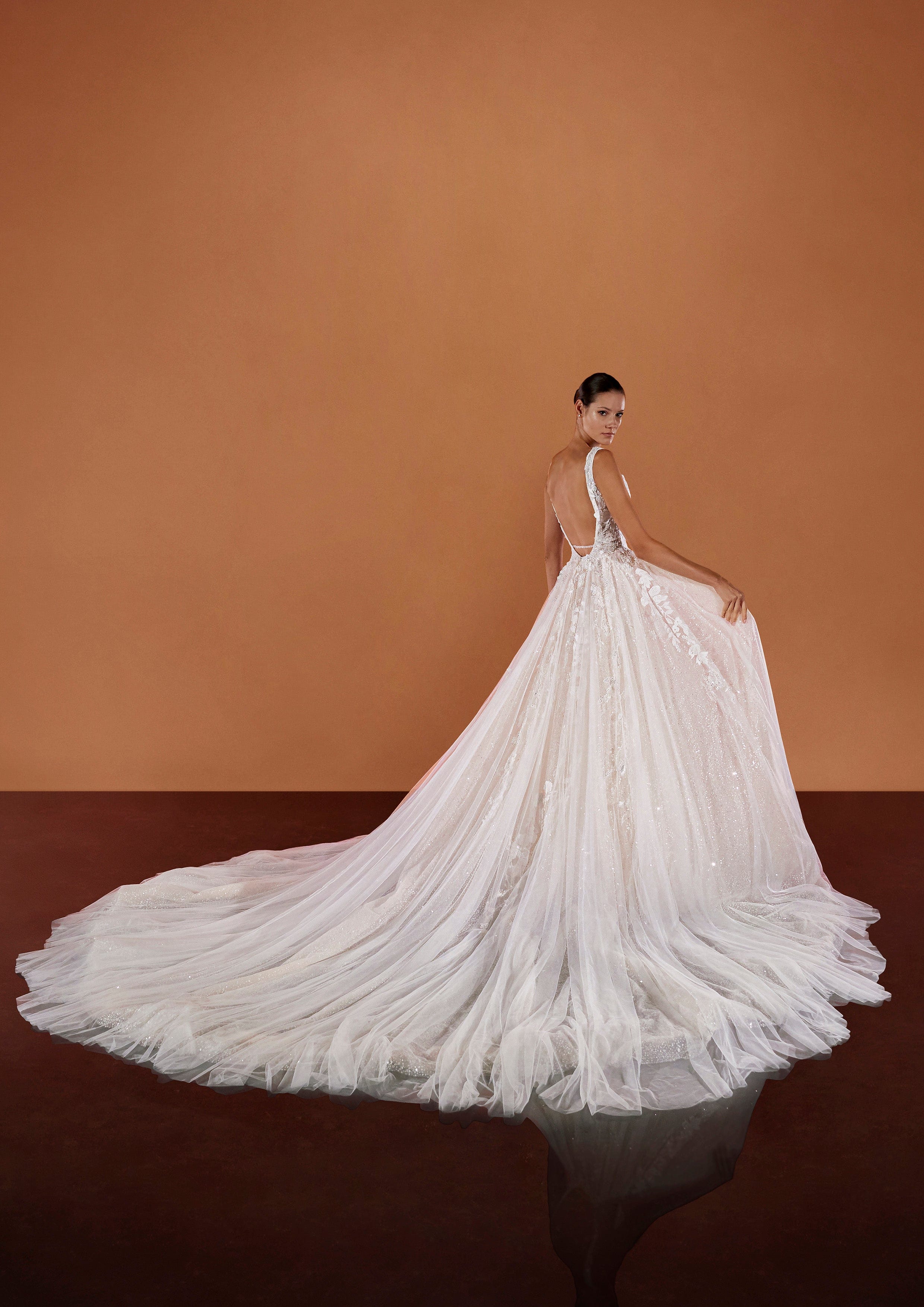 Pronovias Privee Wedding Dress Pronovias Privee: Sai