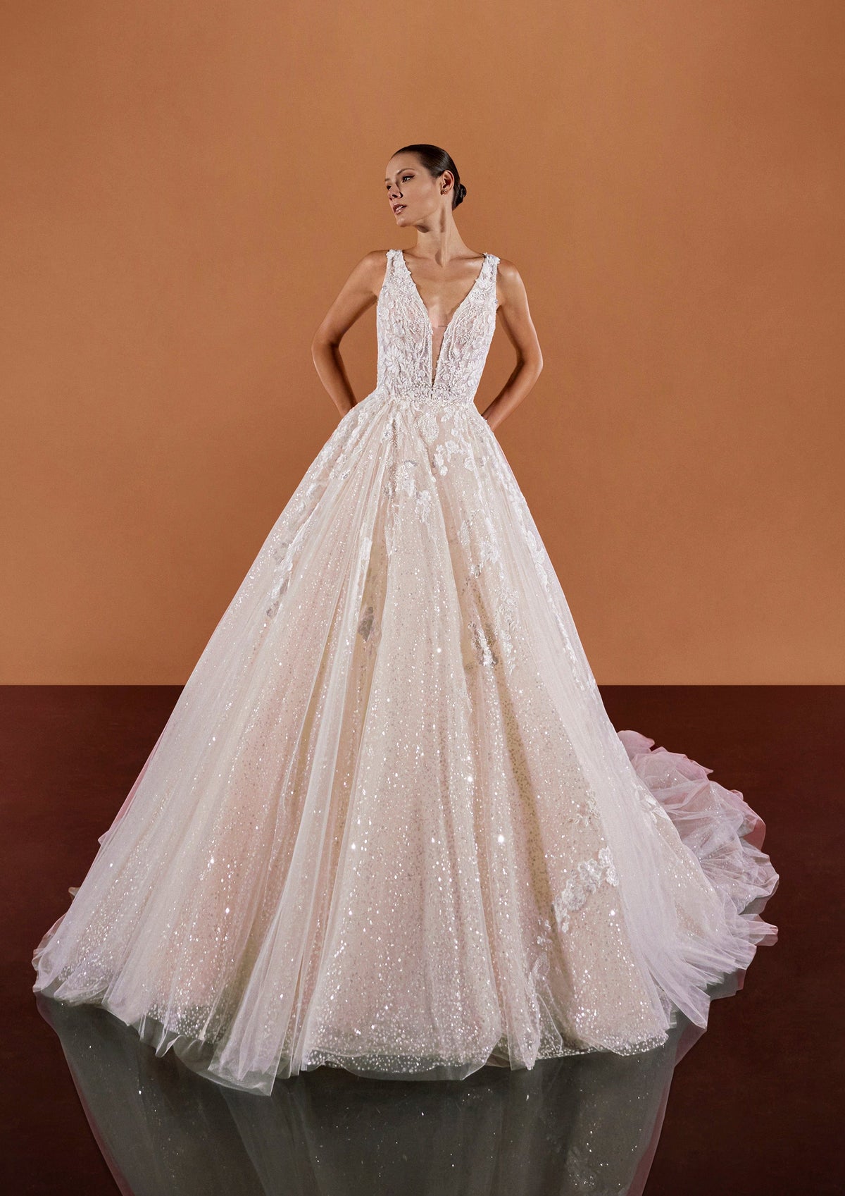 Pronovias Privee Wedding Dress Pronovias Privee: Sai