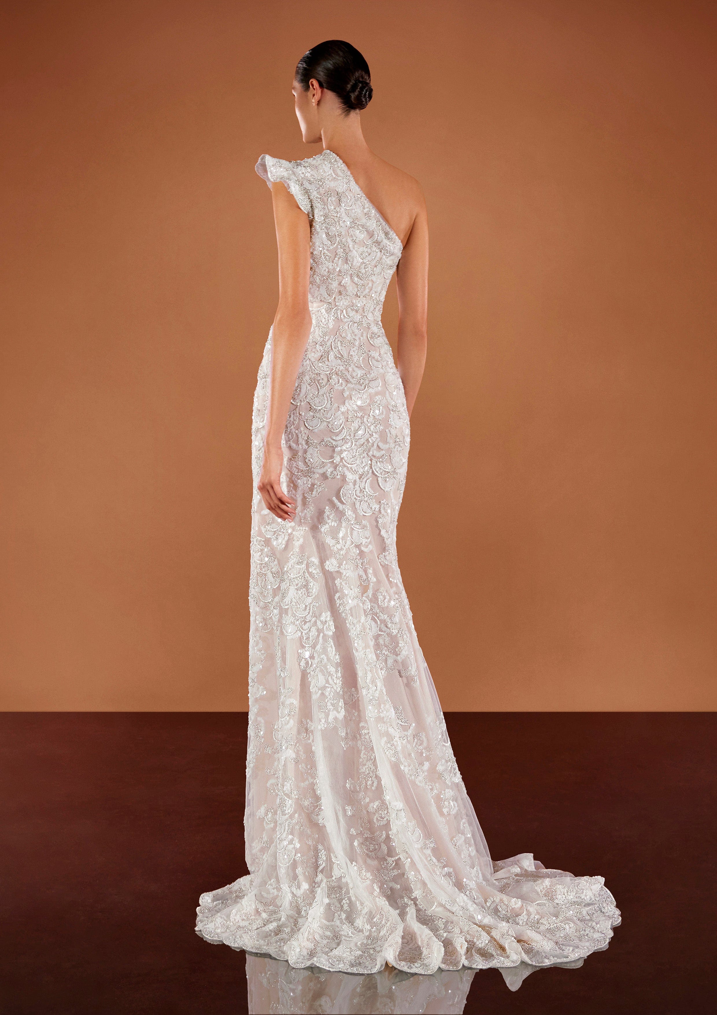 Pronovias Privee Wedding Dress Pronovias Privee: Yadesa