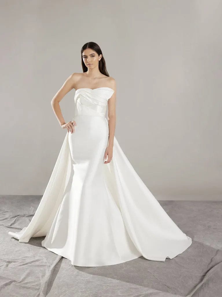 Pronovias Wedding Dress 0 / Off White Pronovias: Arya