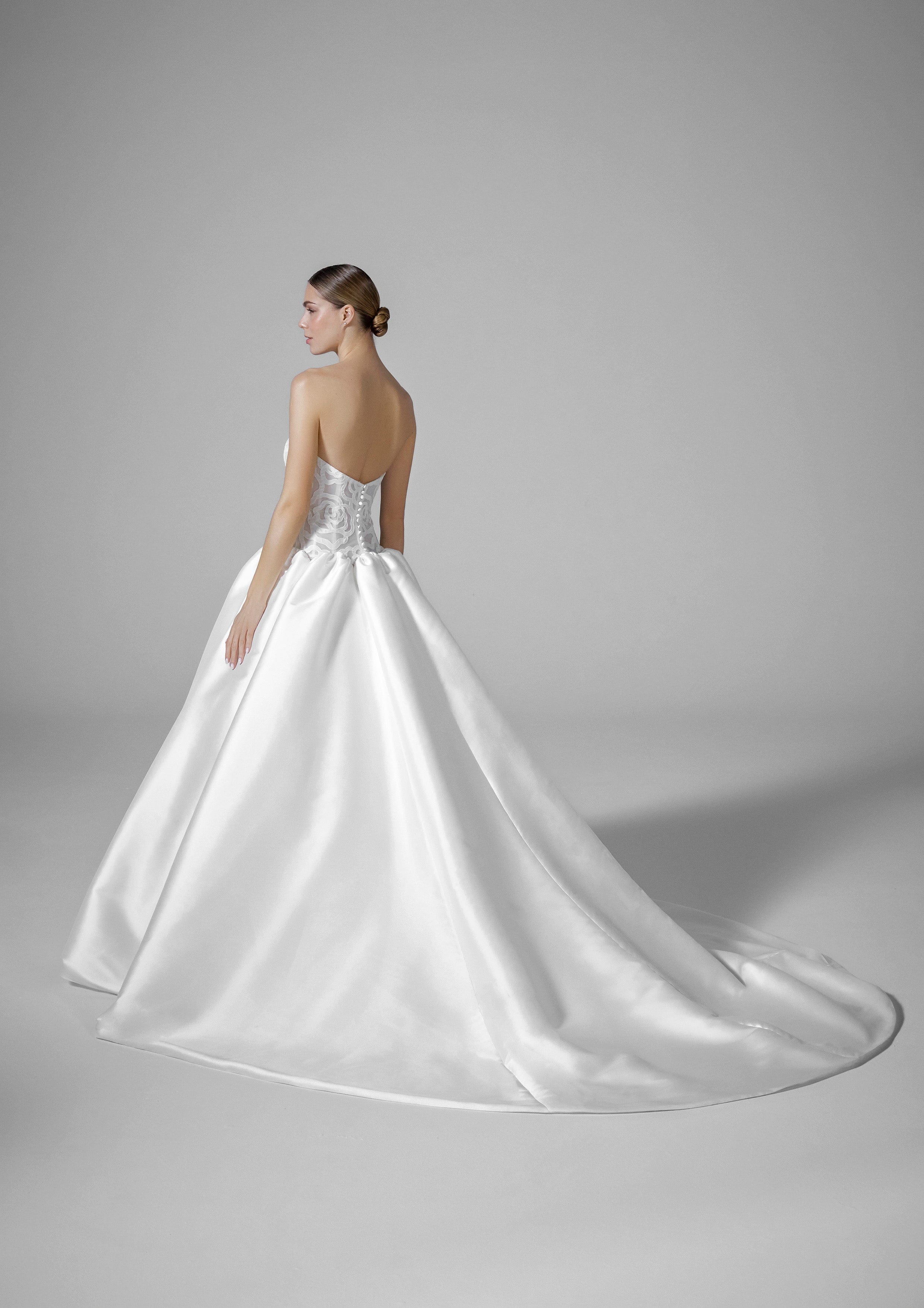Pronovias Wedding Dress Pronovias: Bourgeon