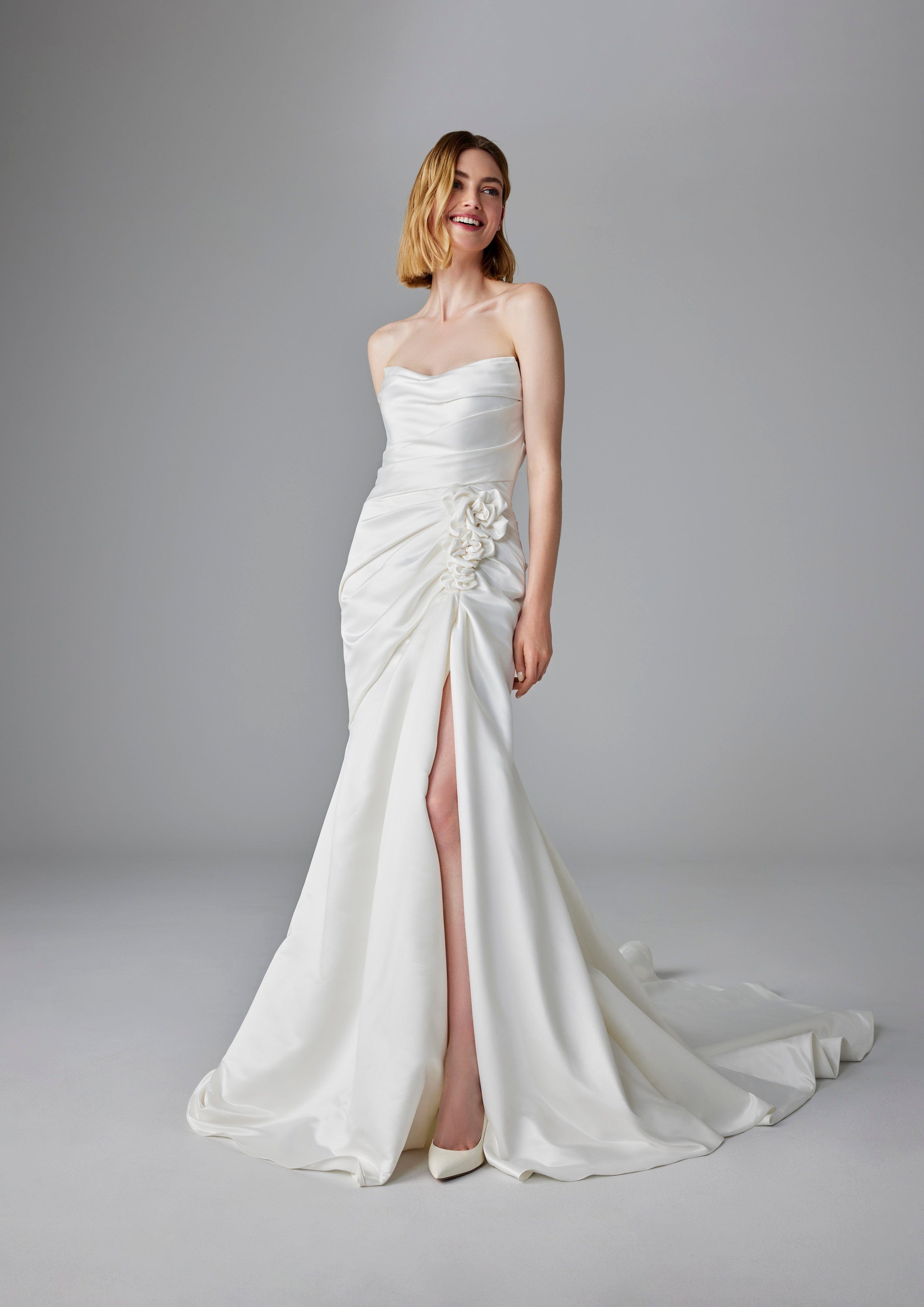 Pronovias Wedding Dress Off White / 0 Pronovias: Bozena