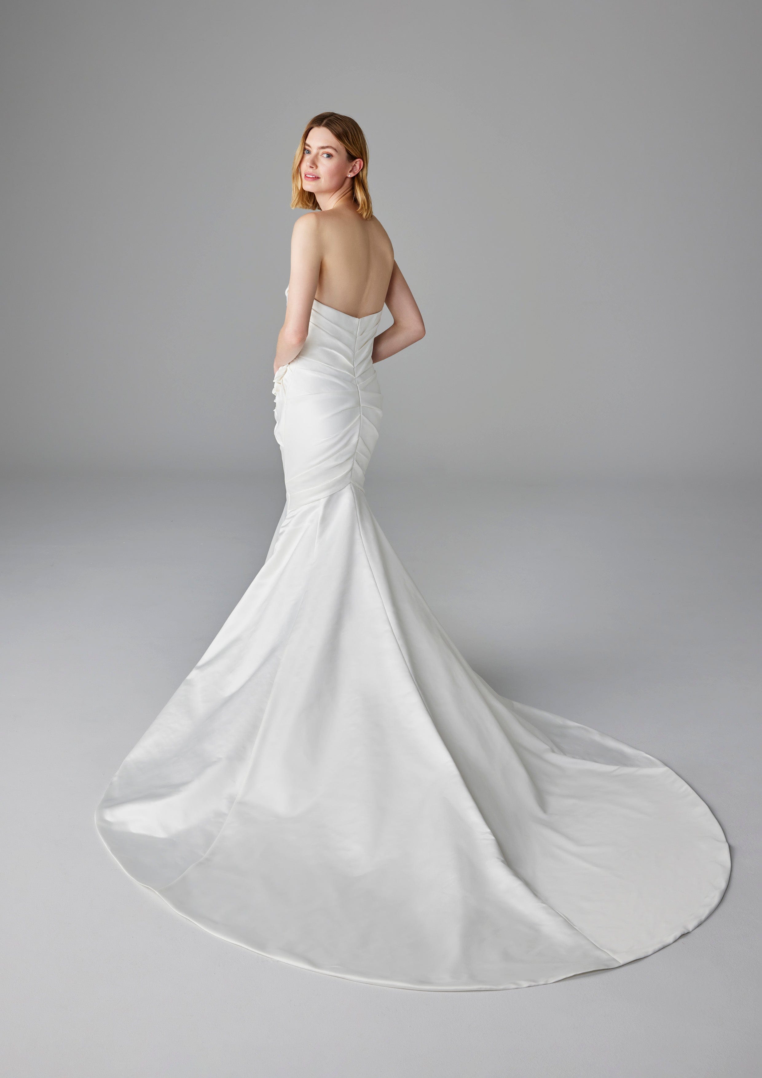 Pronovias Wedding Dress Pronovias: Bozena