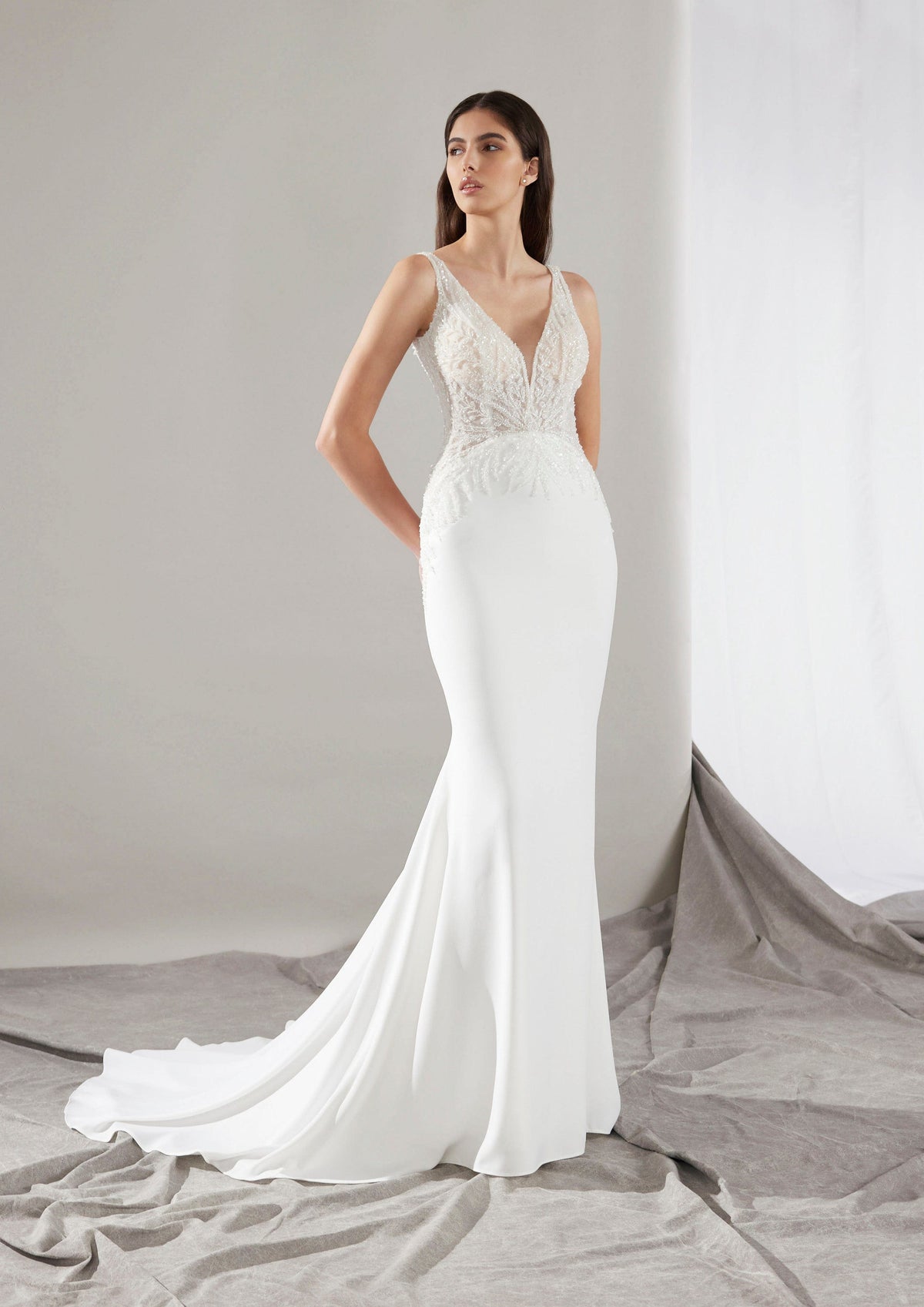 Pronovias Wedding Dress 0 / Off White Pronovias: Clin