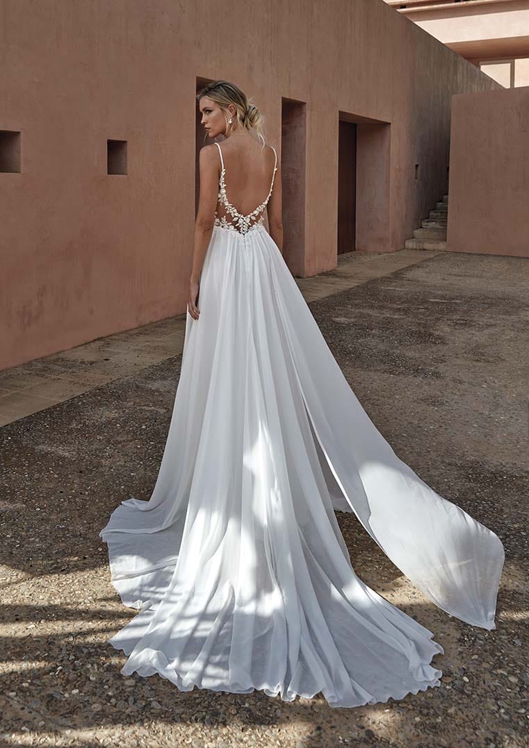 Pronovias Wedding Dress Pronovias: Corinzia