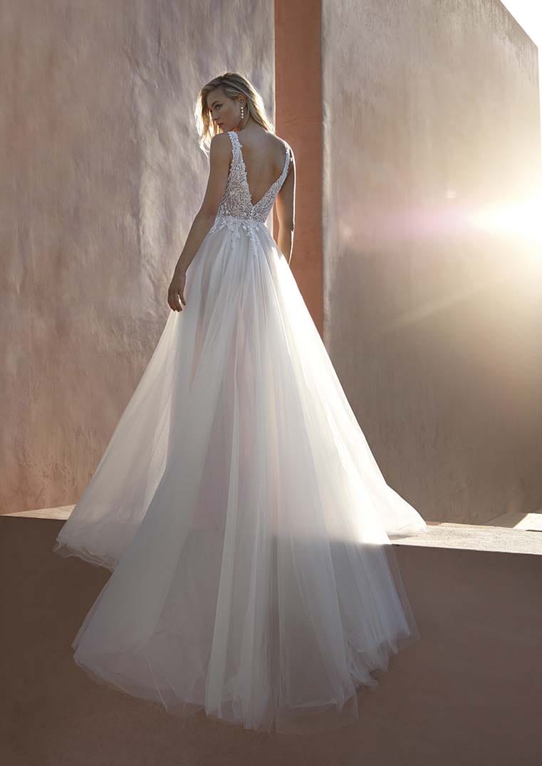 Pronovias Wedding Dress Pronovias: Crimson