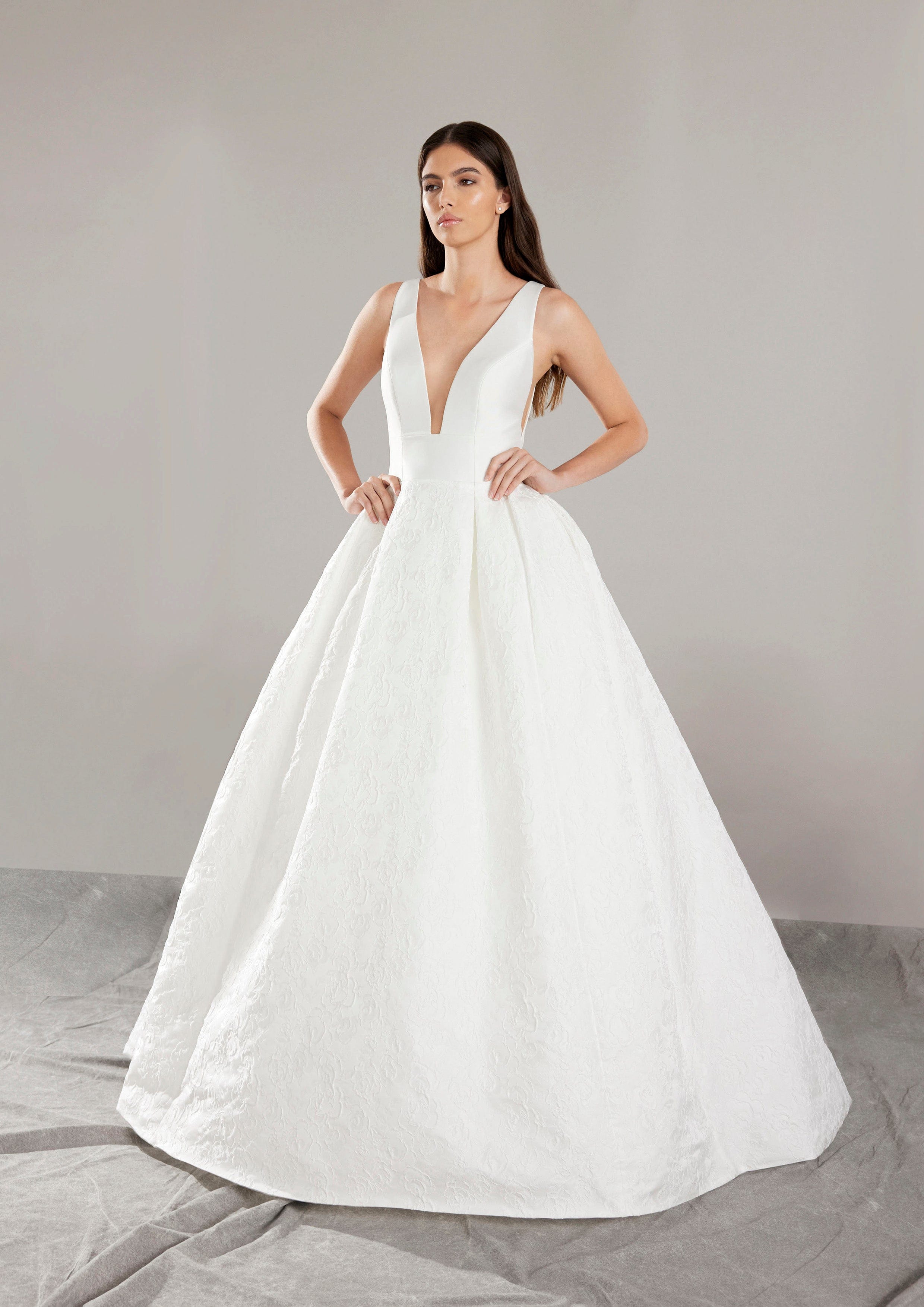 Pronovias Wedding Dress 0 / Off White Pronovias: Filante
