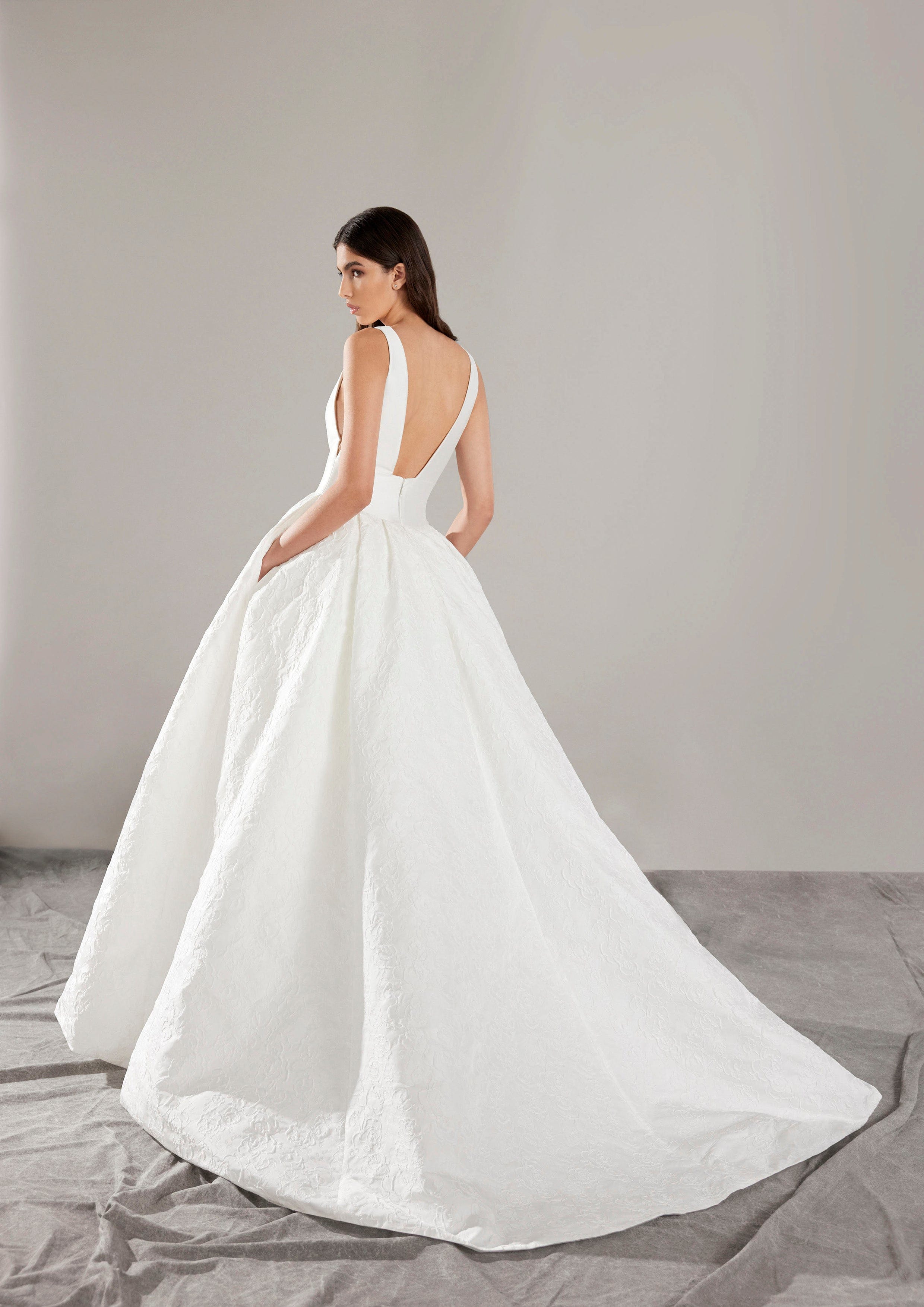 Pronovias Wedding Dress Pronovias: Filante