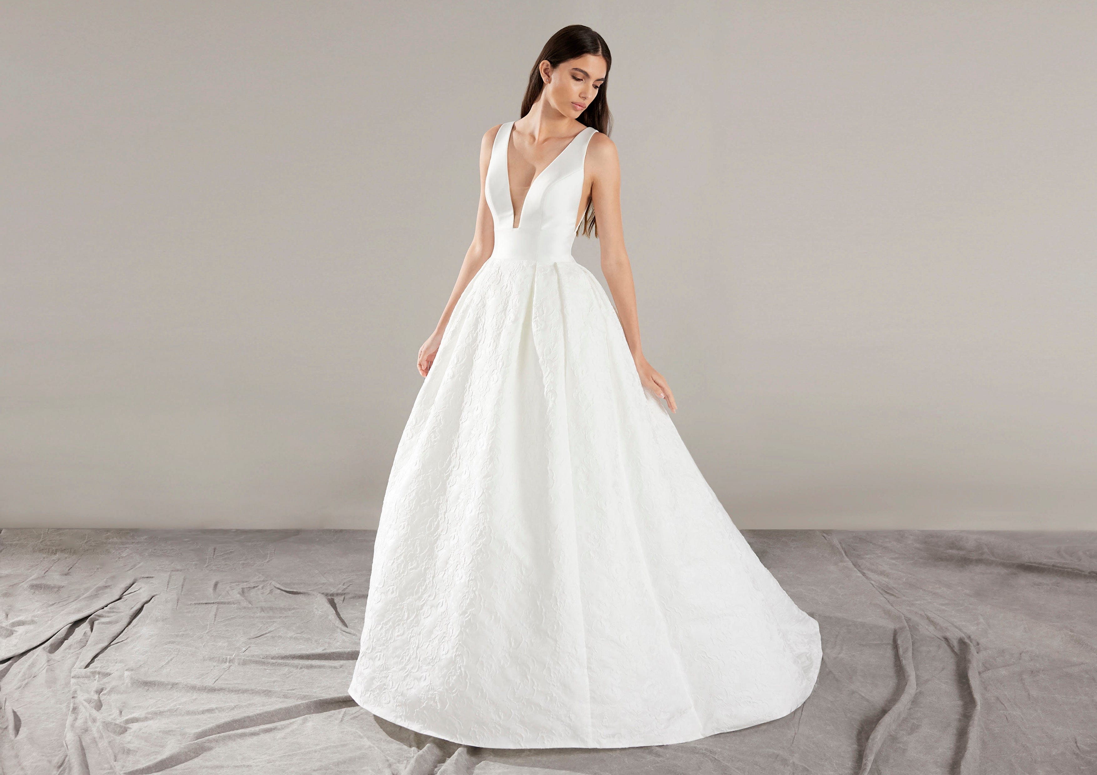 Pronovias Wedding Dress Pronovias: Filante