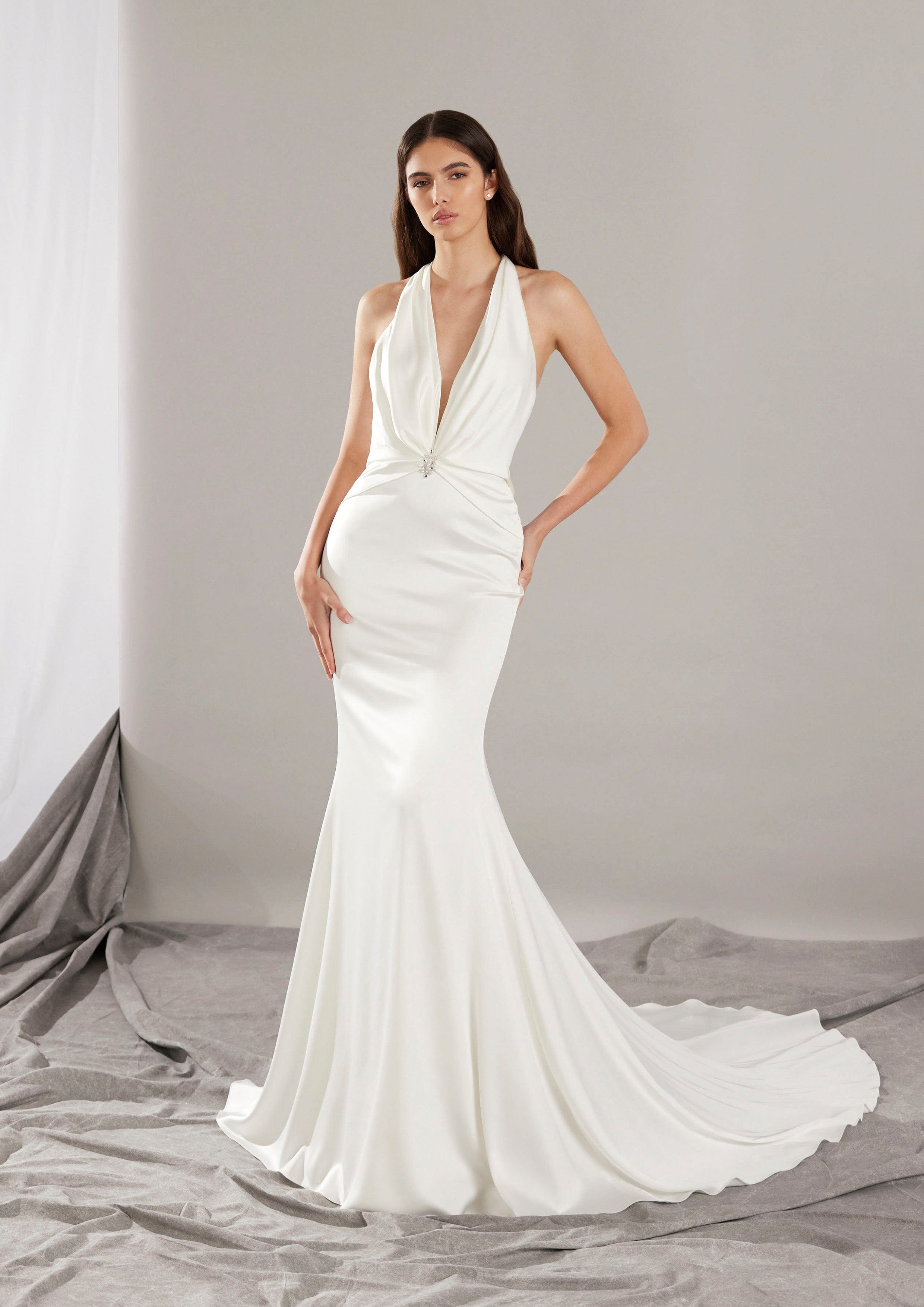 Pronovias Wedding Dress 0 / Off White Pronovias: Gabriell