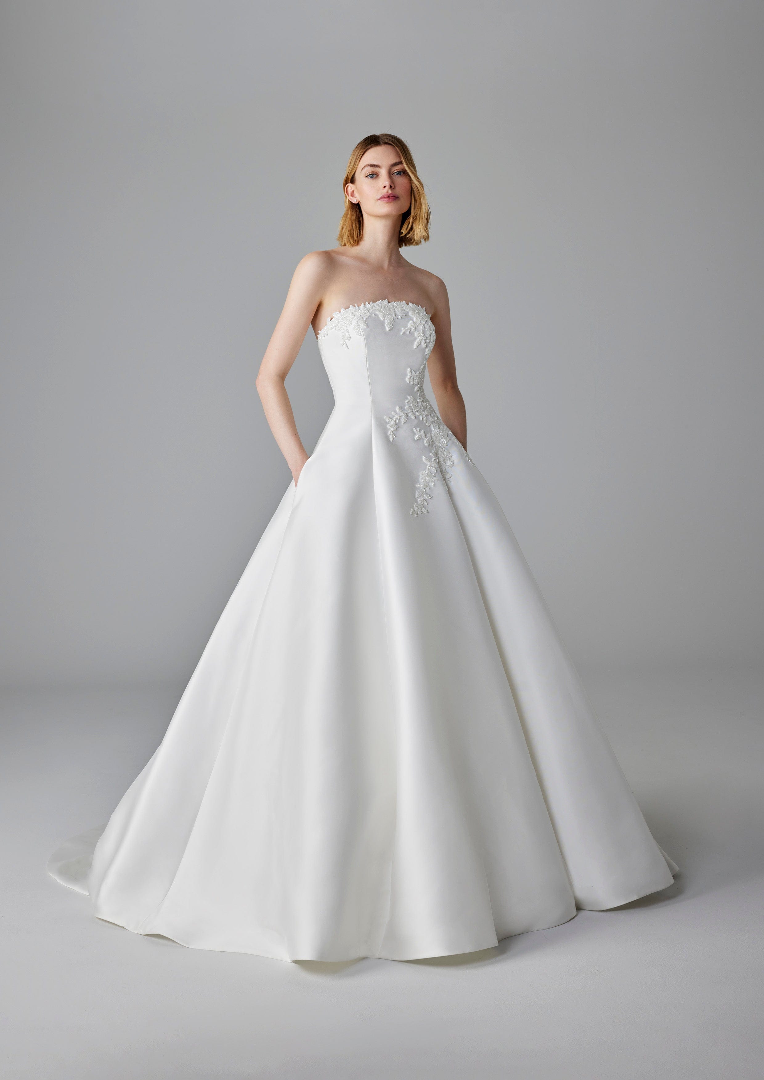 Pronovias Wedding Dress Off White / 0 Pronovias: Galen
