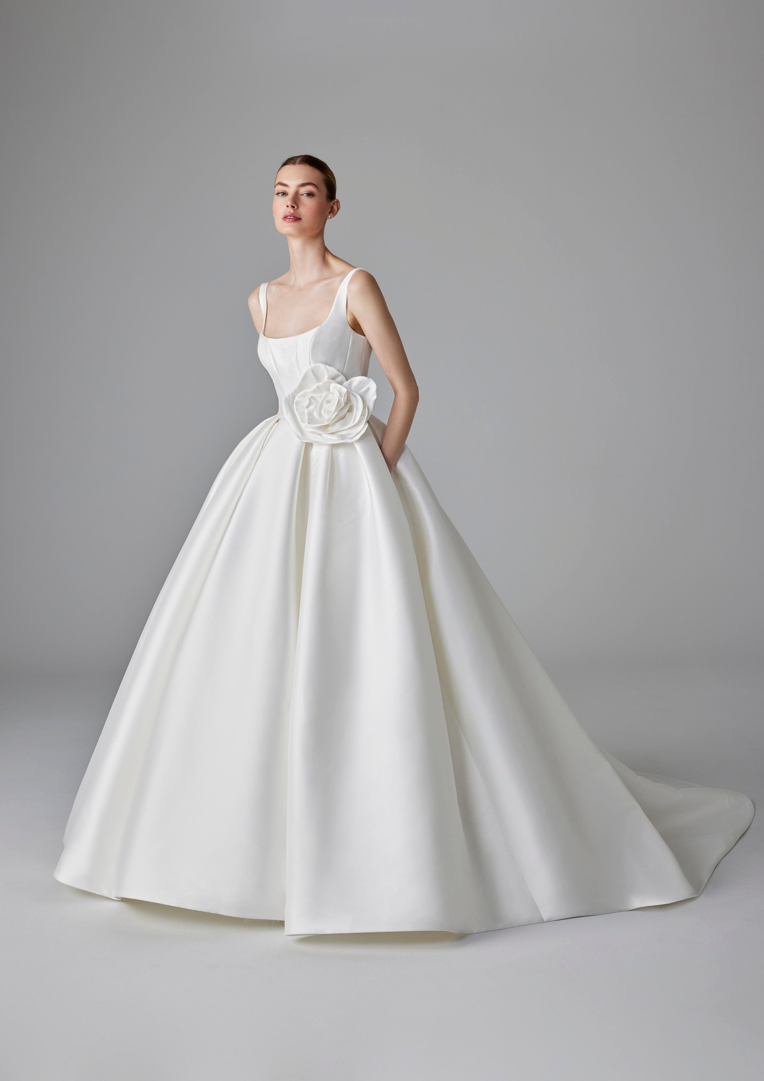 Pronovias Wedding Dress Off White / 0 Pronovias: Julian