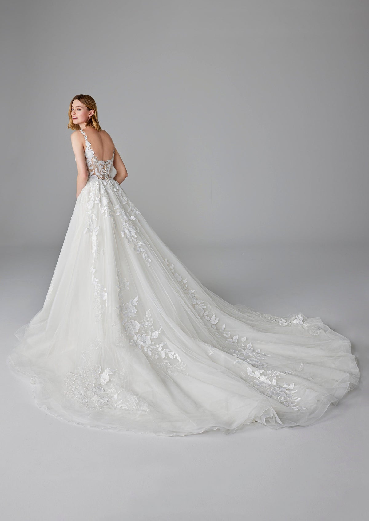 Pronovias Wedding Dress Pronovias: Kamerie