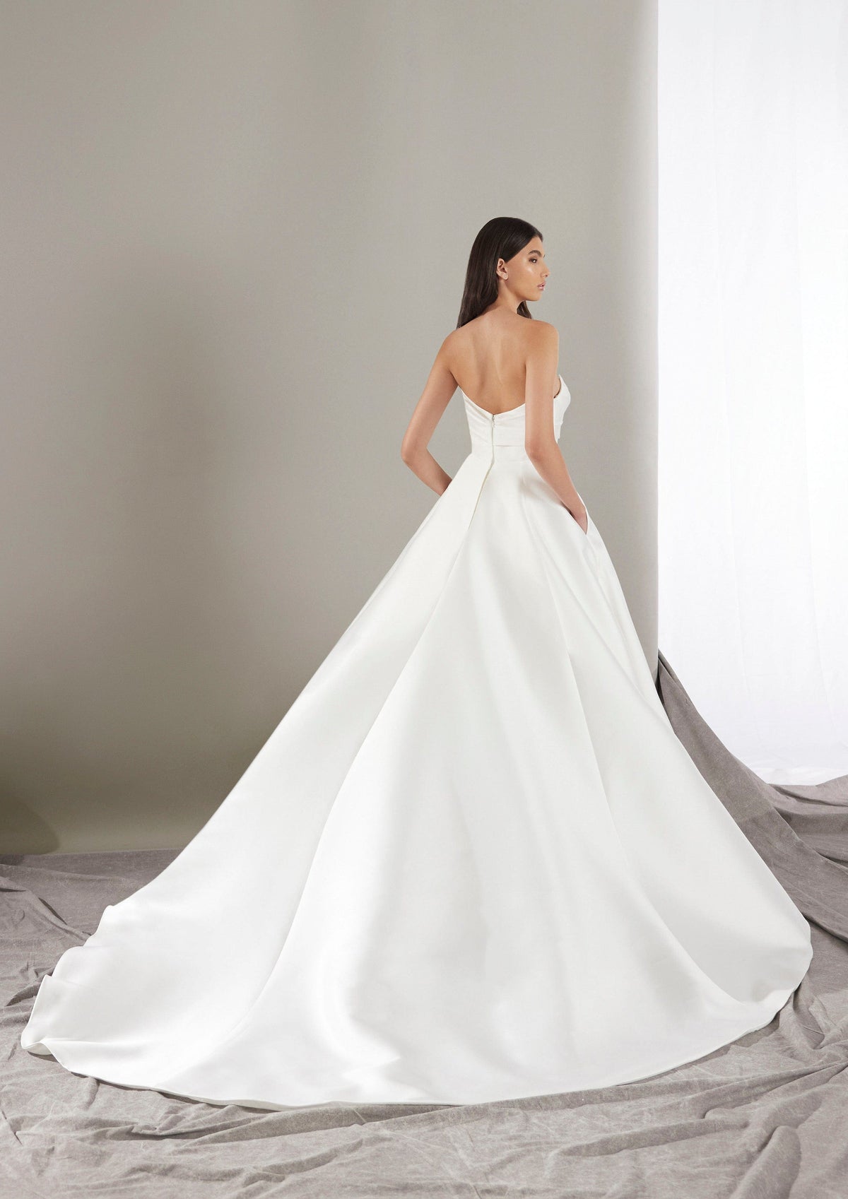 Pronovias Wedding Dress Pronovias: Keoni