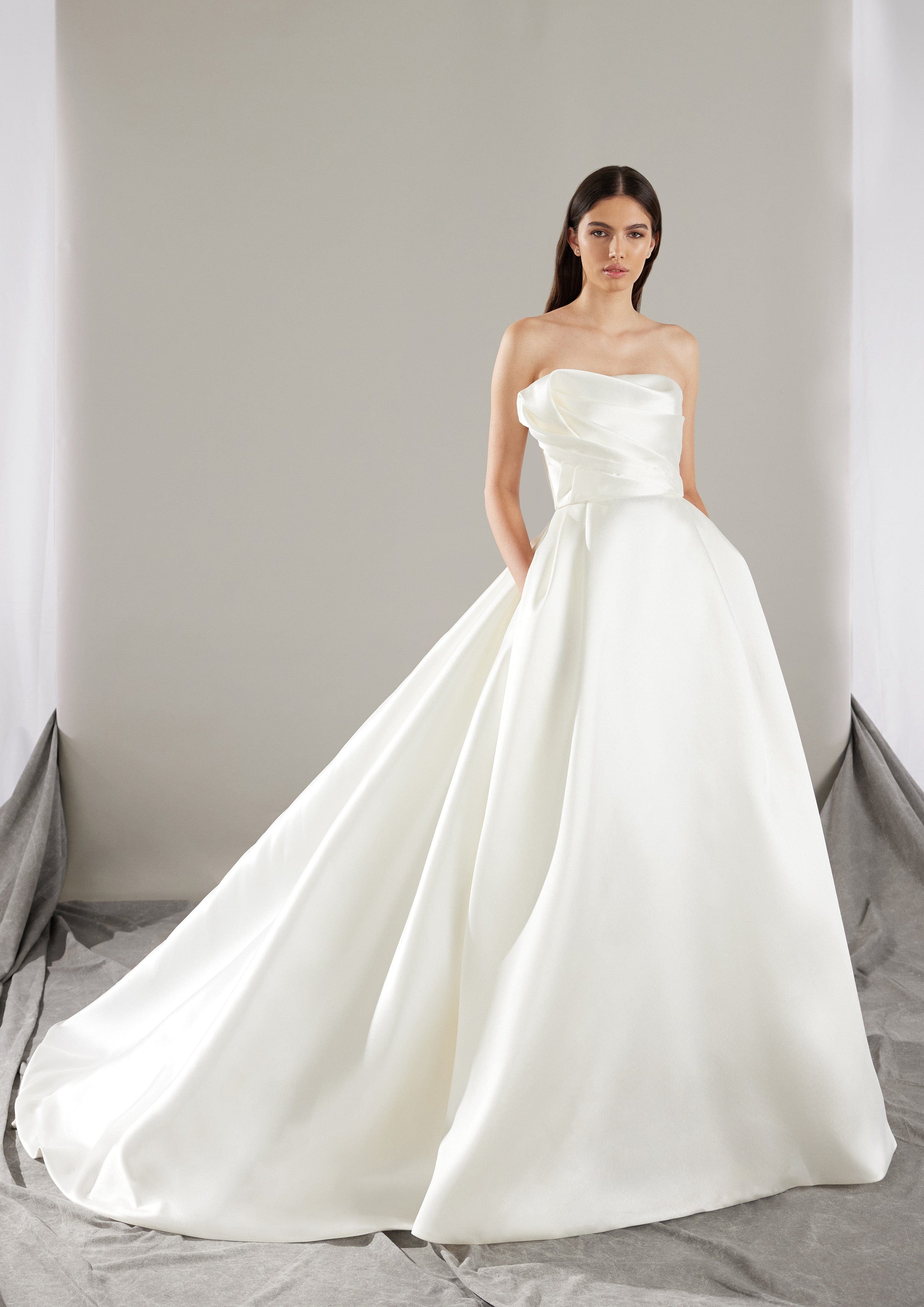 Pronovias Wedding Dress 0 / Off White Pronovias: Khloe