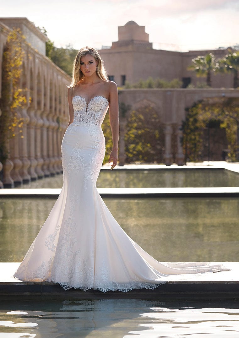 Pronovias: Kodiak Pronovias: Kodiak