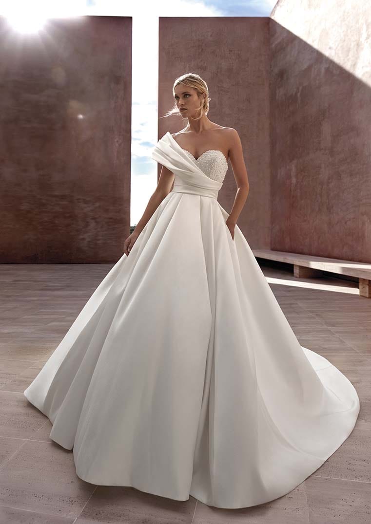 Pronovias Wedding Dress Pronovias: Luise