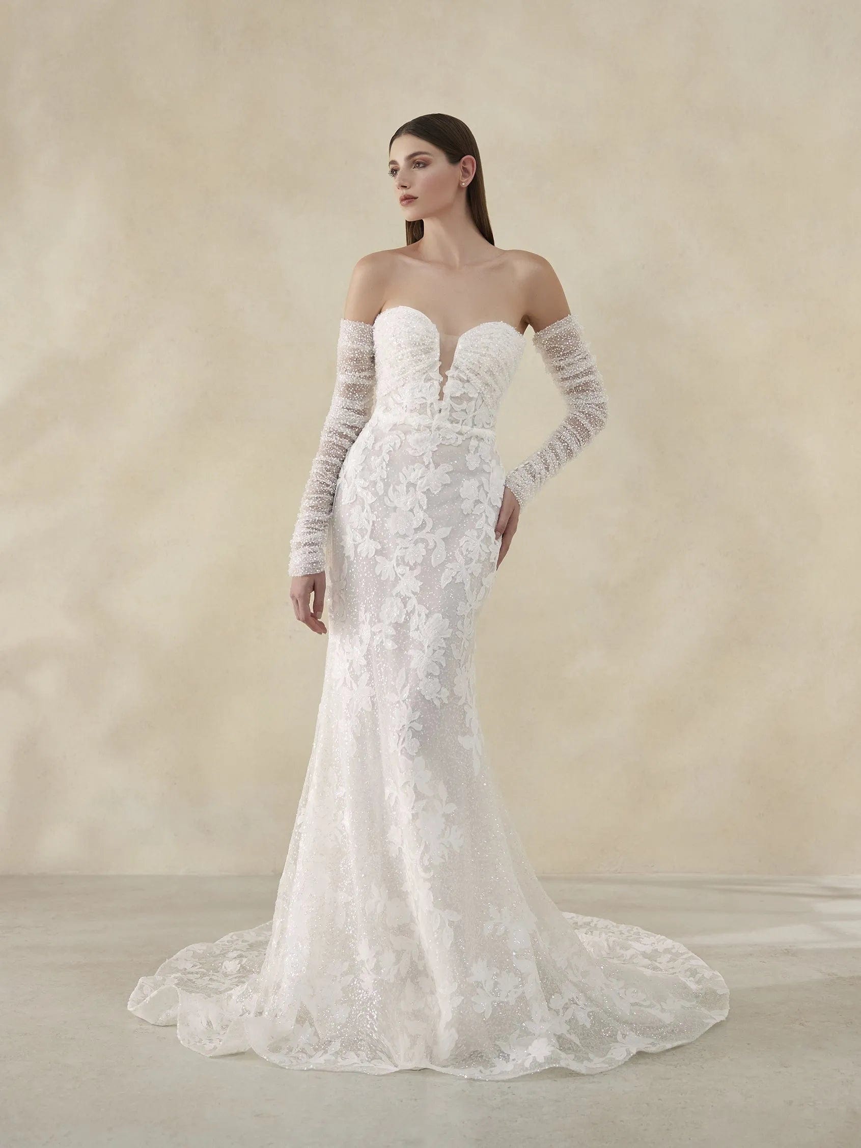 Pronovias Wedding Dress Pronovias: Oakley