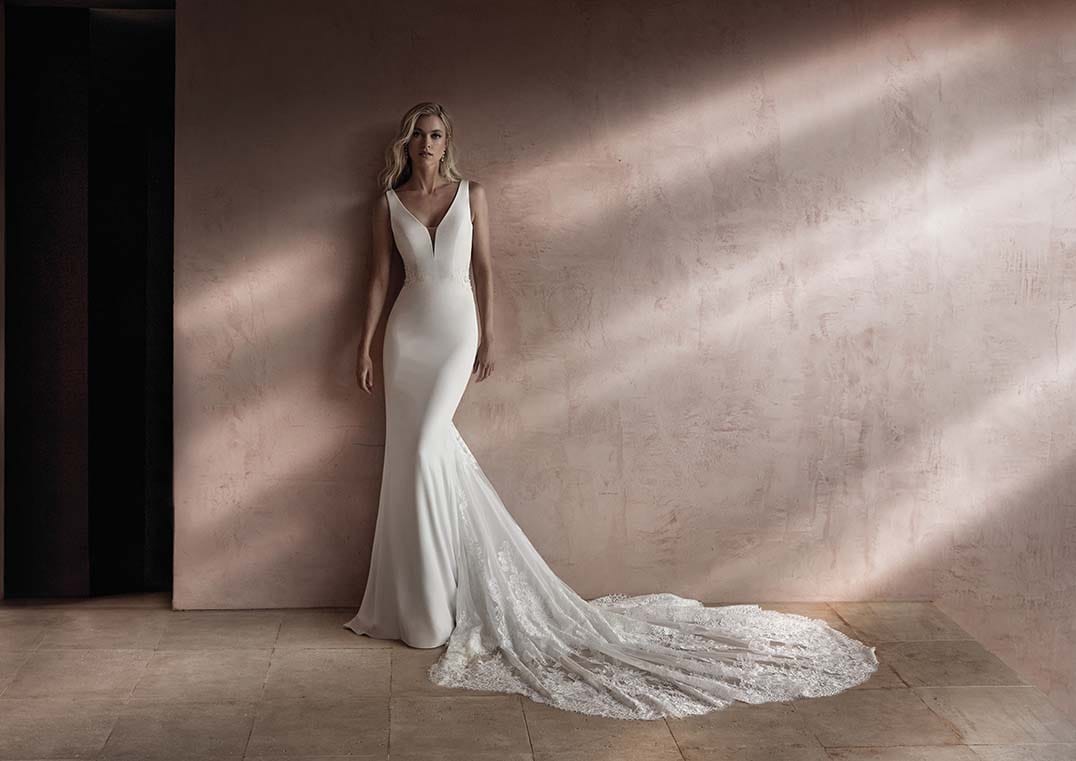 Pronovias Wedding Dress 10 / Off White Pronovias: Palaiss (Clearance)
