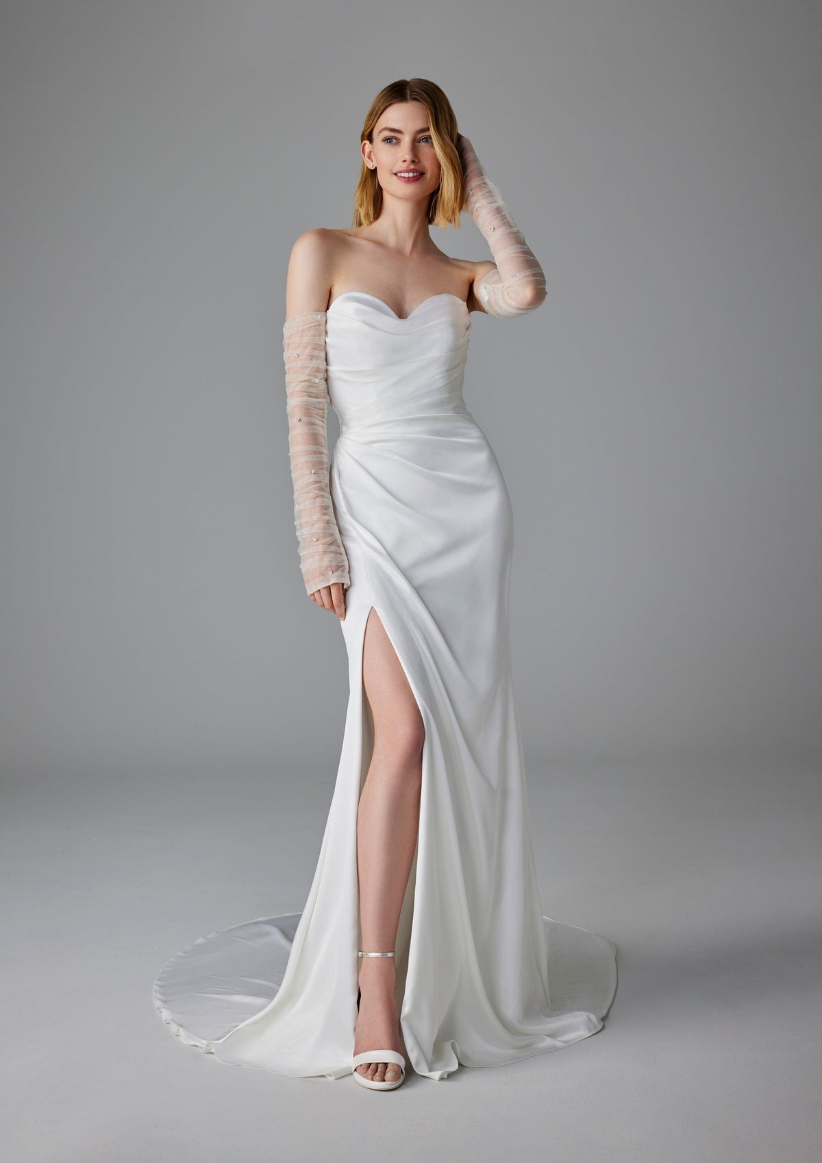 Pronovias Wedding Dress Off White / 0 Pronovias: Romentina
