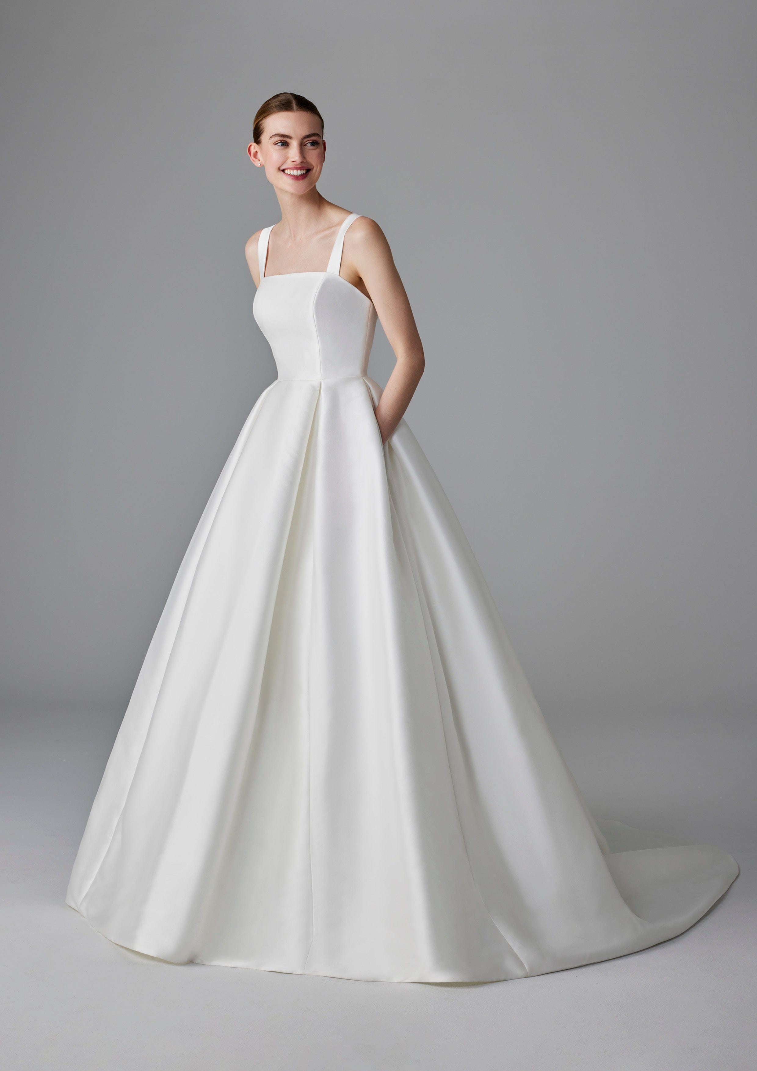 Pronovias Wedding Dress Off White / 0 Pronovias: Rosamund