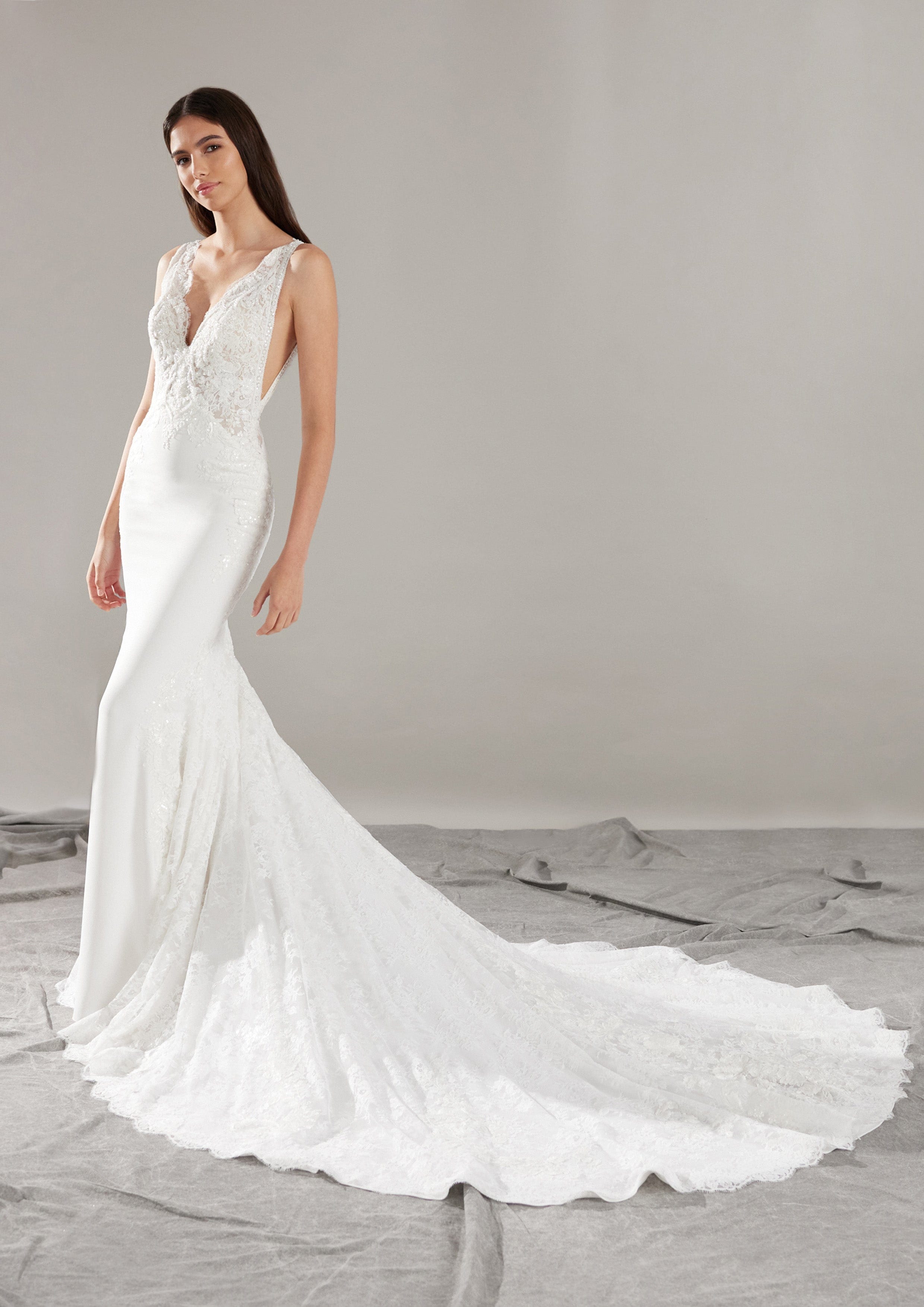 Pronovias Wedding Dress 0 / Off White Pronovias: Trie
