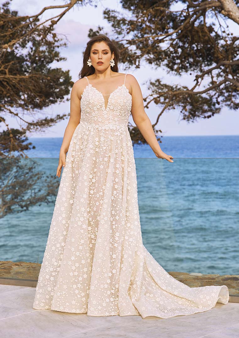 pronovias green dress Pronovias: Lenkois (Clearance) main image 1