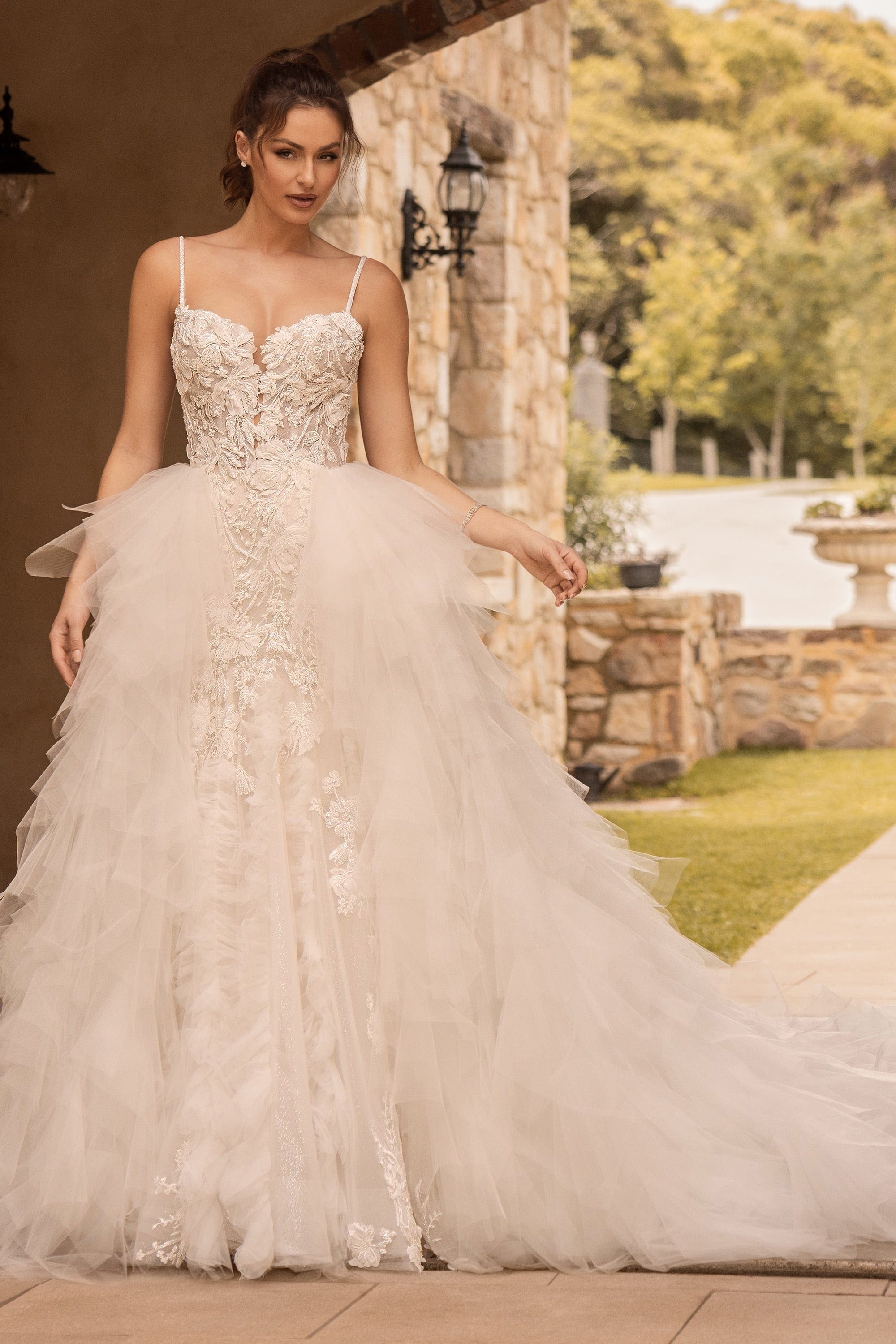 Sophia Tolli Accessories 2 / Ivory Sophia Tolli: ST645Train