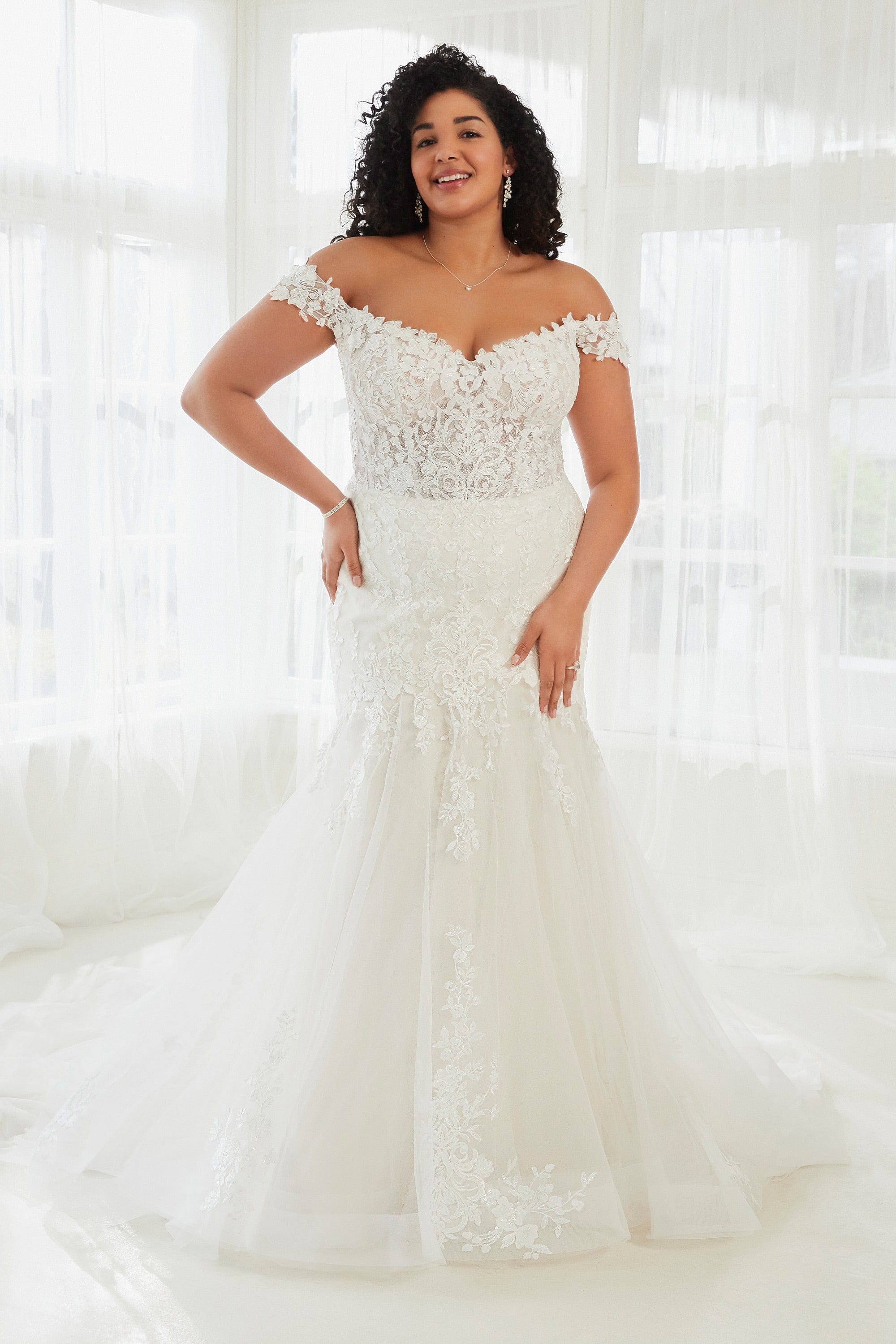 Sophia Tolli Wedding Dress Sophia Tolli: Y3104 - Molly