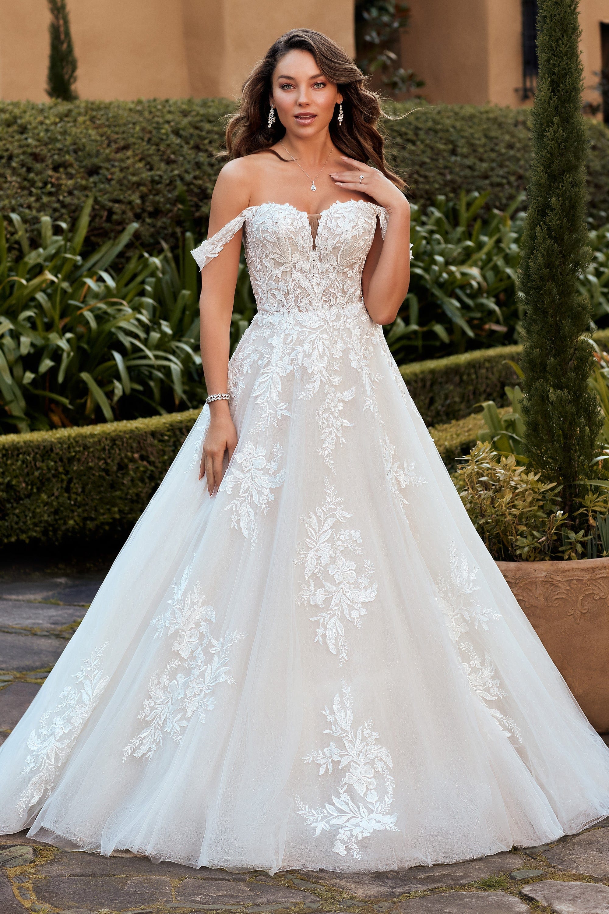 Sophia Tolli Wedding Dress Sophia Tolli: Y3112 - Aisling