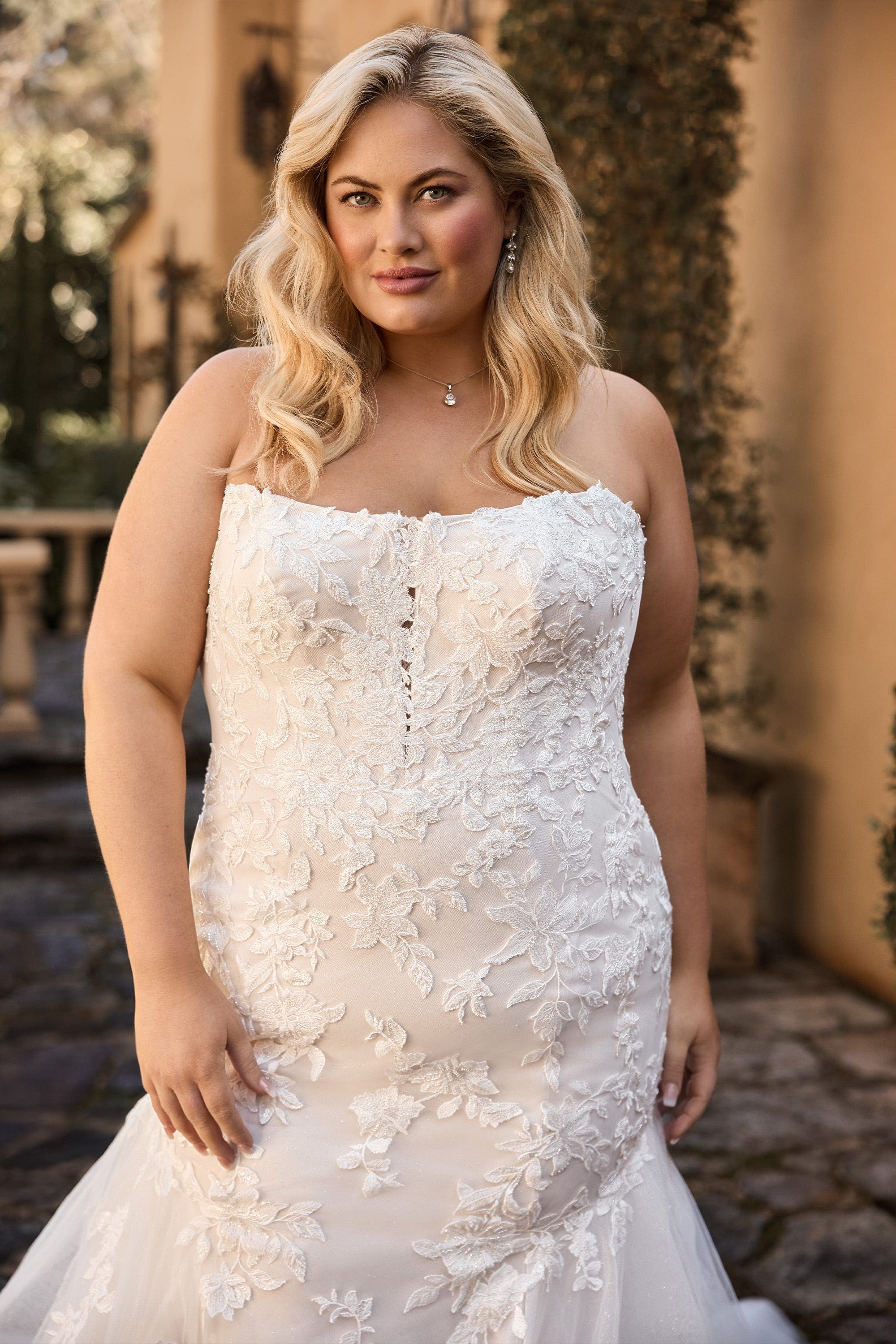 Sophia Tolli Wedding Dress Sophia Tolli: Y3148 - Isobel
