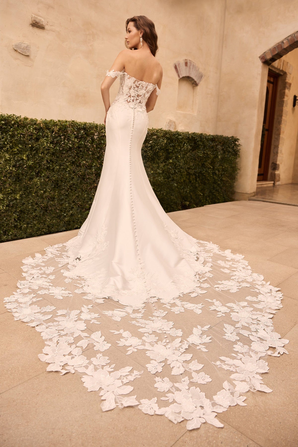 Sophia Tolli Wedding Dress Sophia Tolli: Y3163 - Dove
