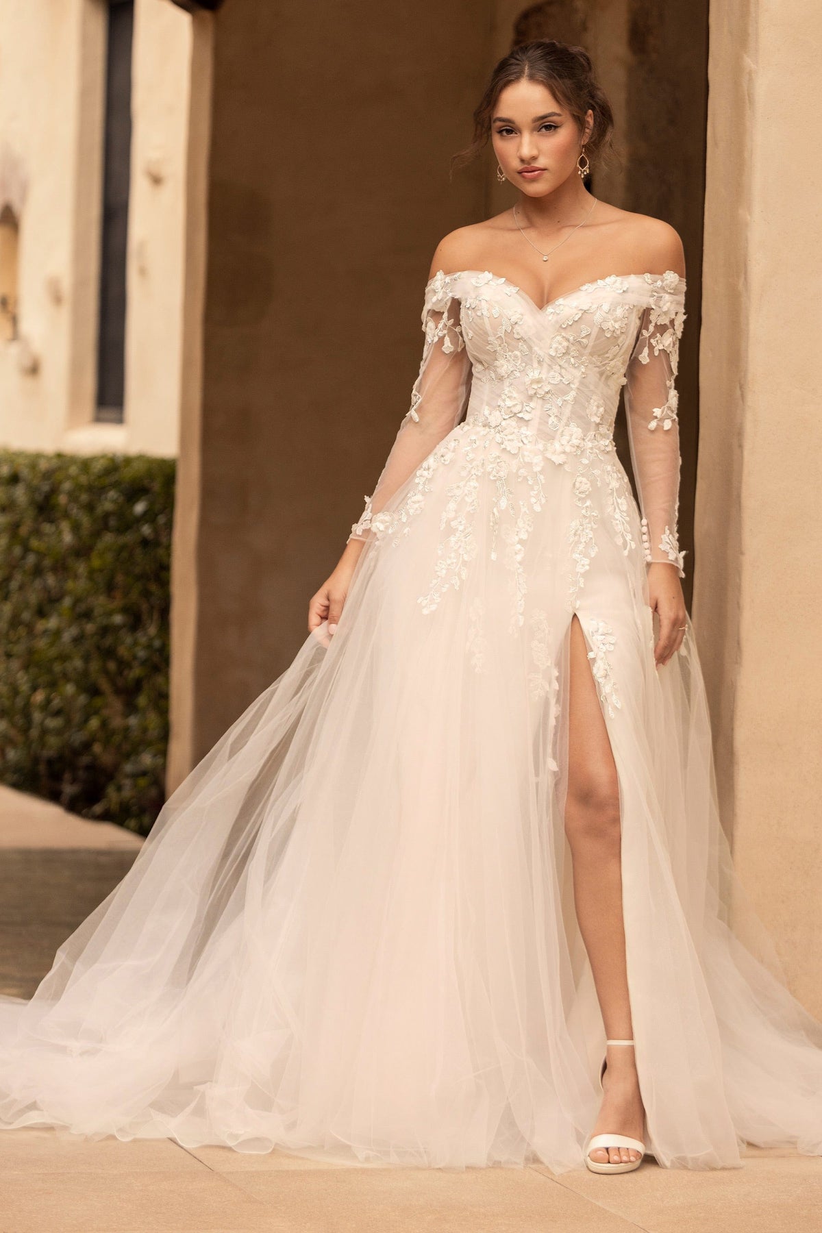 Sophia Tolli Wedding Dress 0 / Ivory/Blush Sophia Tolli: Y3169 - Winnie
