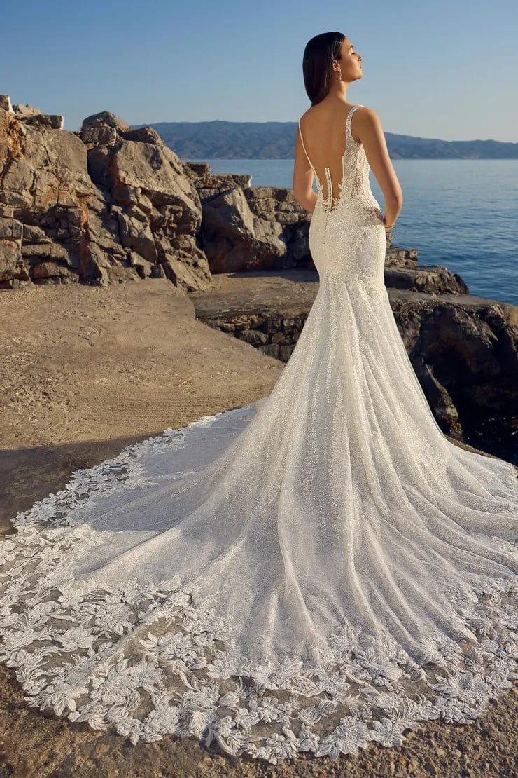 Sophia Tolli Wedding Dress Sophia Tolli: Y3196 - Sigorni