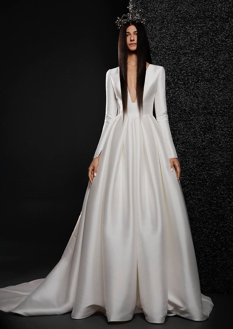 Vera wang silk wedding 2024 dress