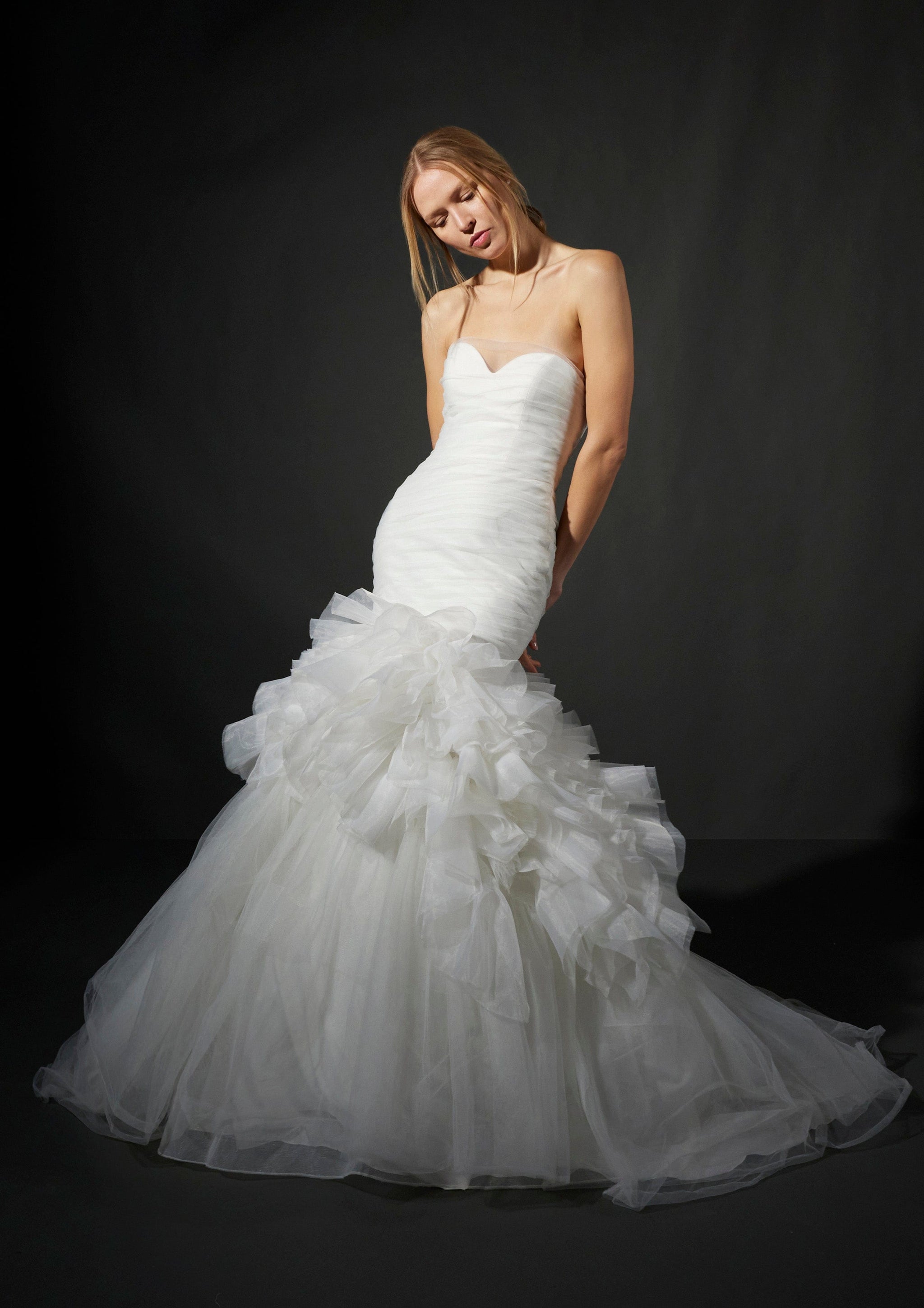 vera wang strapless mermaid wedding dress Vera Wang: Eli