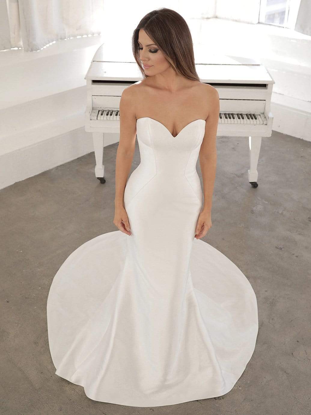 Blue by Enzoani Wedding Dress Blue by Enzoani: Nanelle-D
