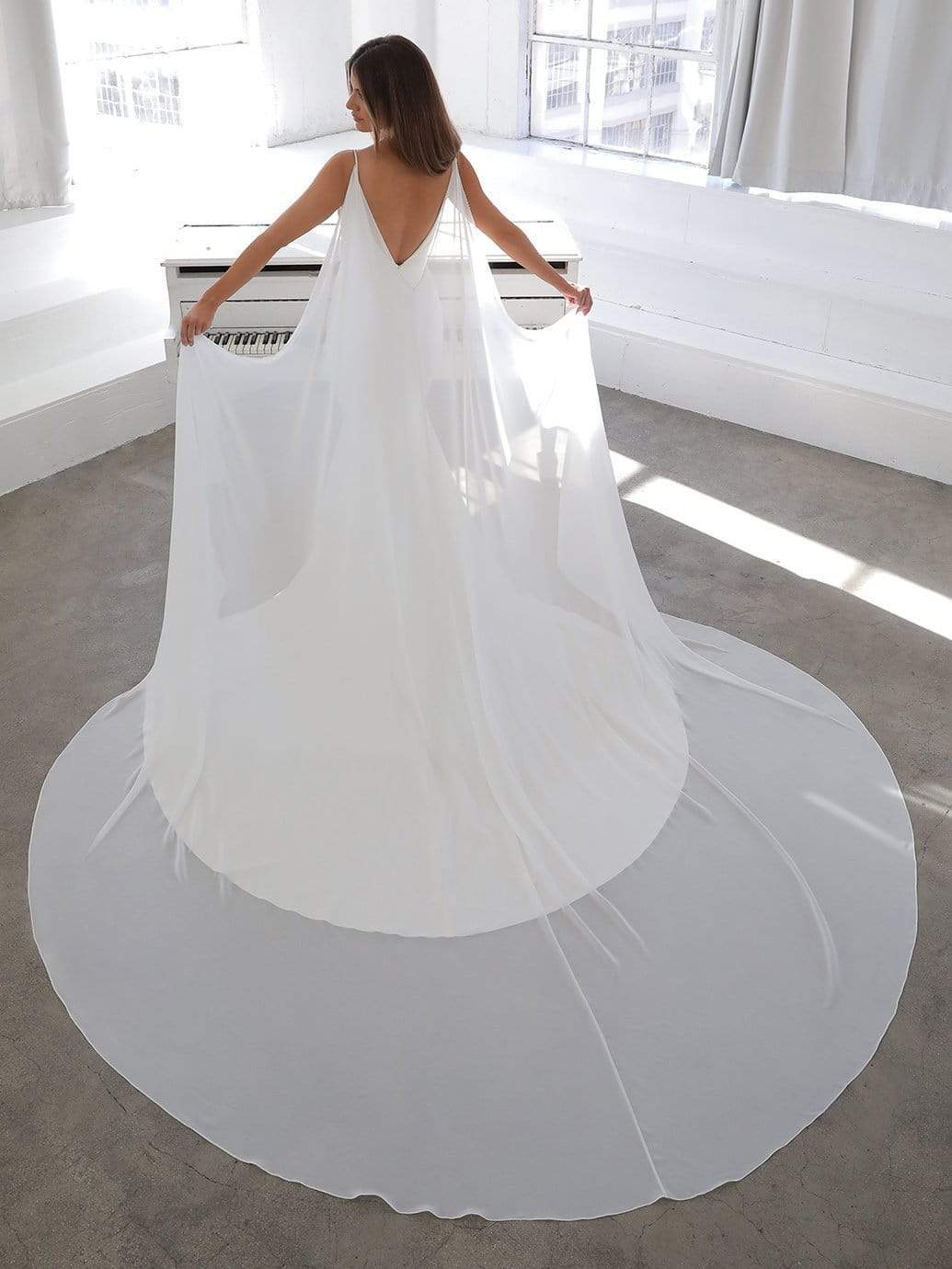 Blue by Enzoani Wedding Dress Blue by Enzoani: Nelia