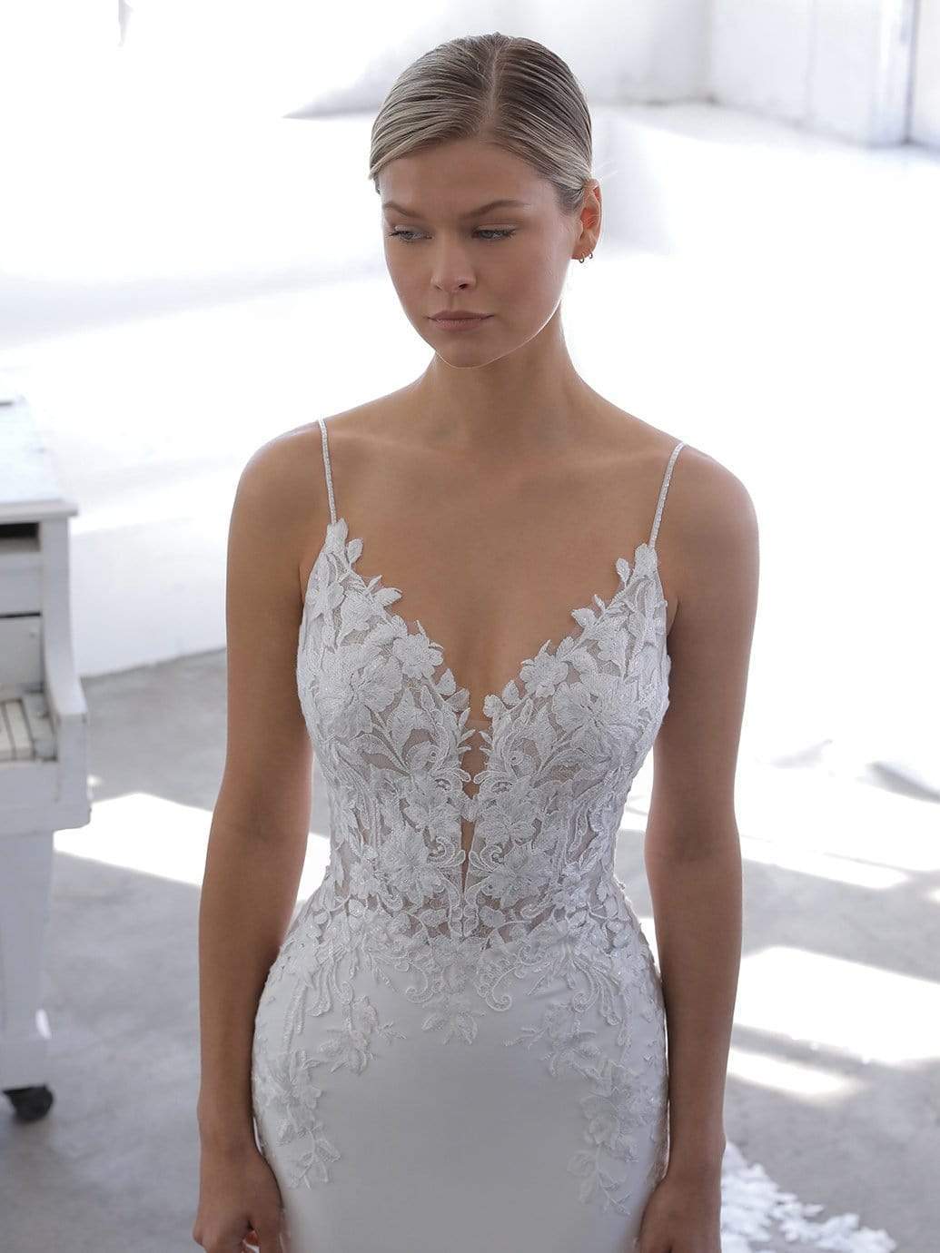 Blue by Enzoani Wedding Dress Blue by Enzoani: Nigella