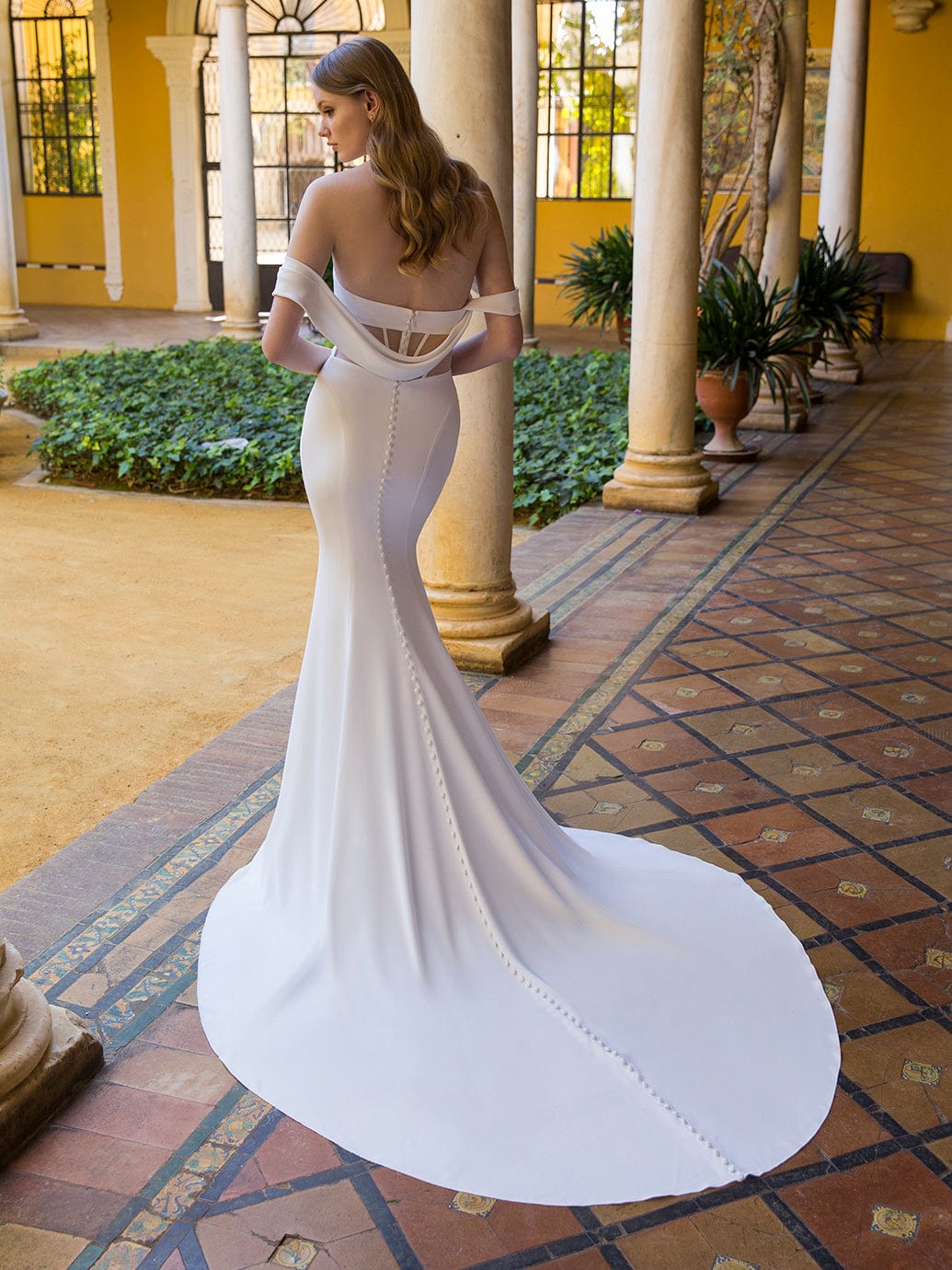 Blue by Enzoani Wedding Dress Blue by Enzoani: Payden