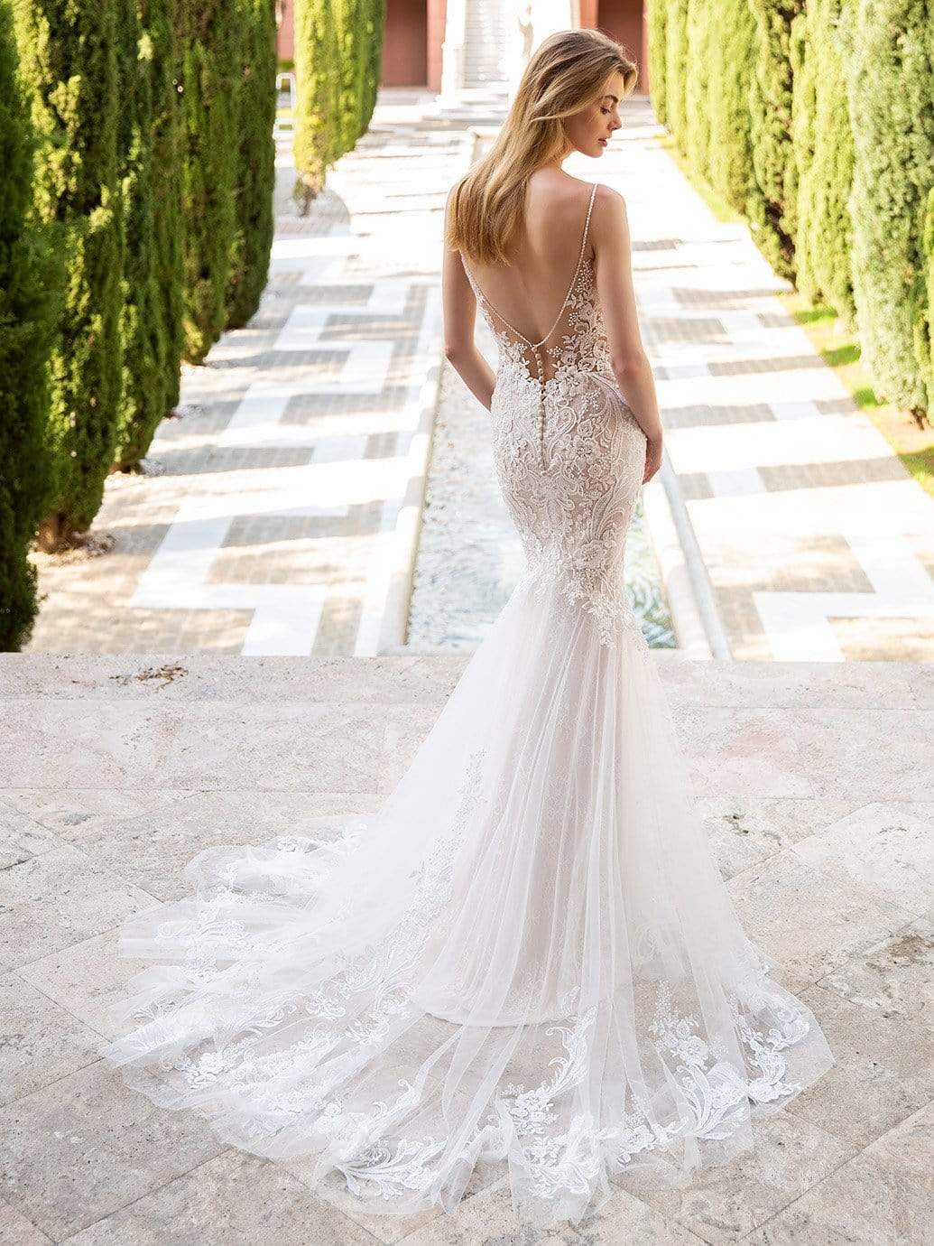 Camellia Bridal Shop Enzoani Style: Rihanna