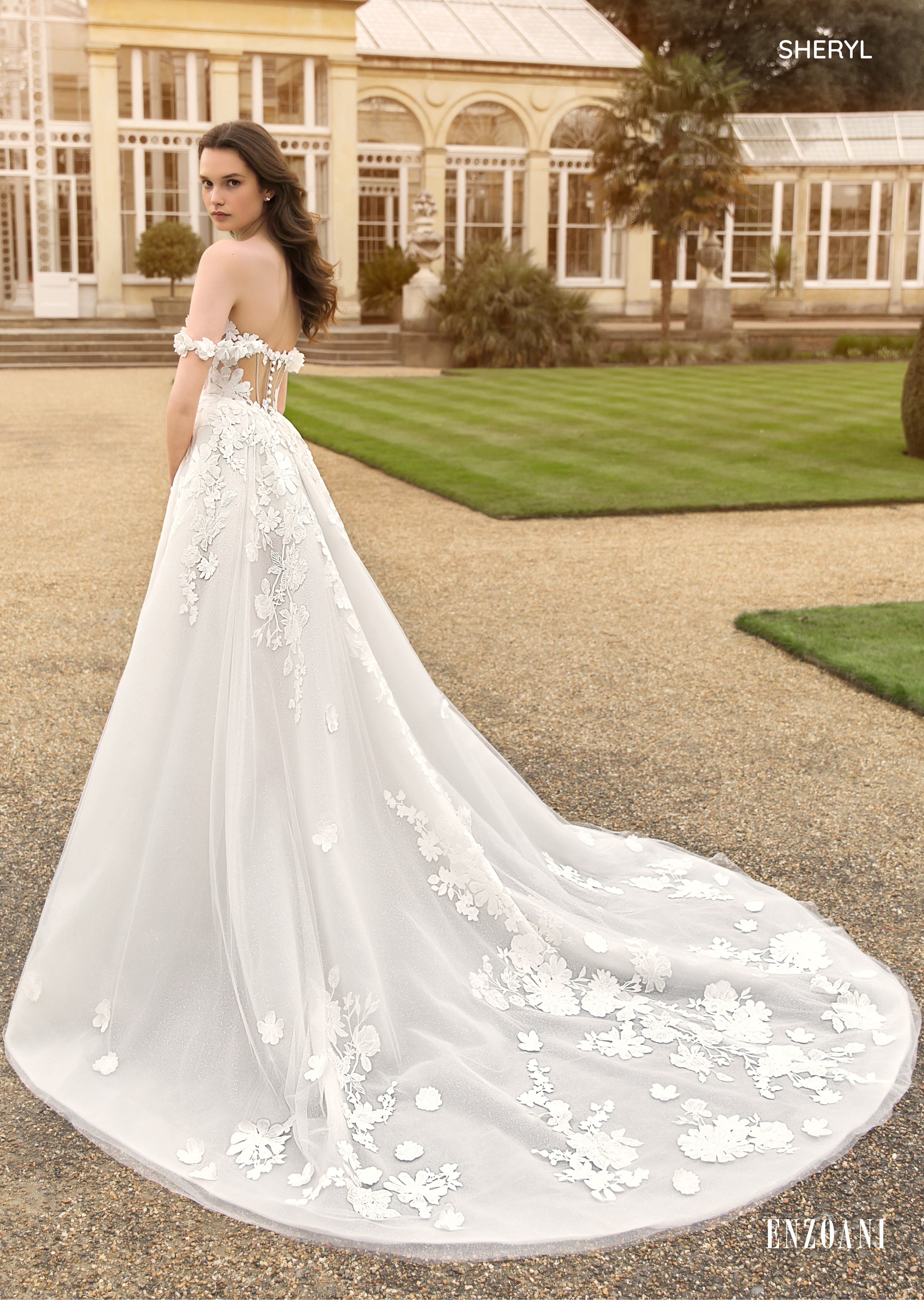 Enzoani Wedding Dress Enzoani: Sheryl