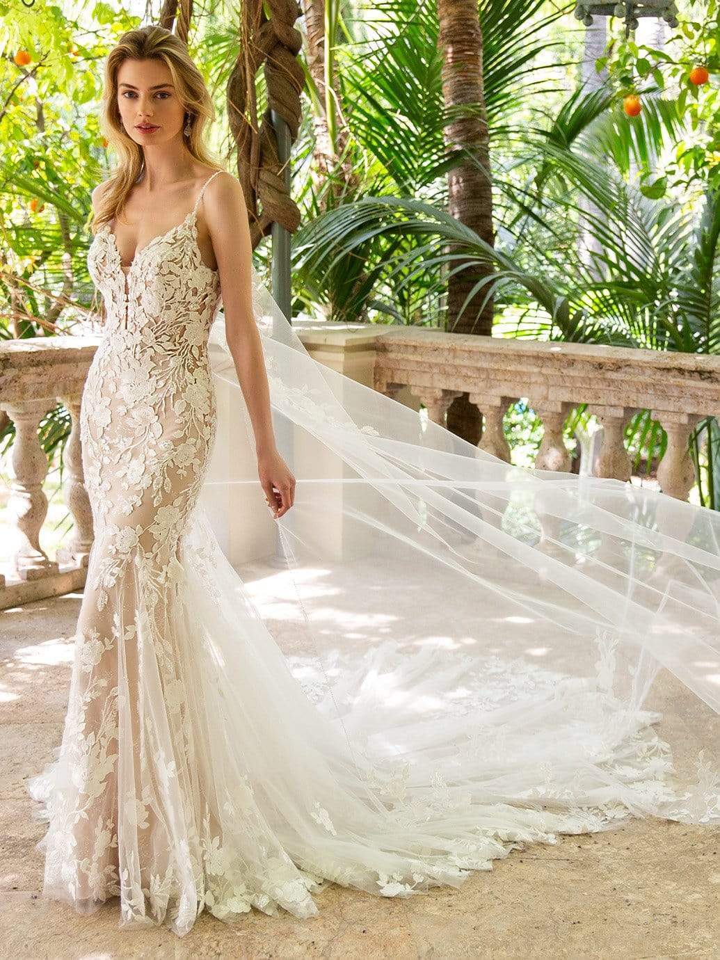 Enzoani Wedding Dress Enzoani Style: Raissa