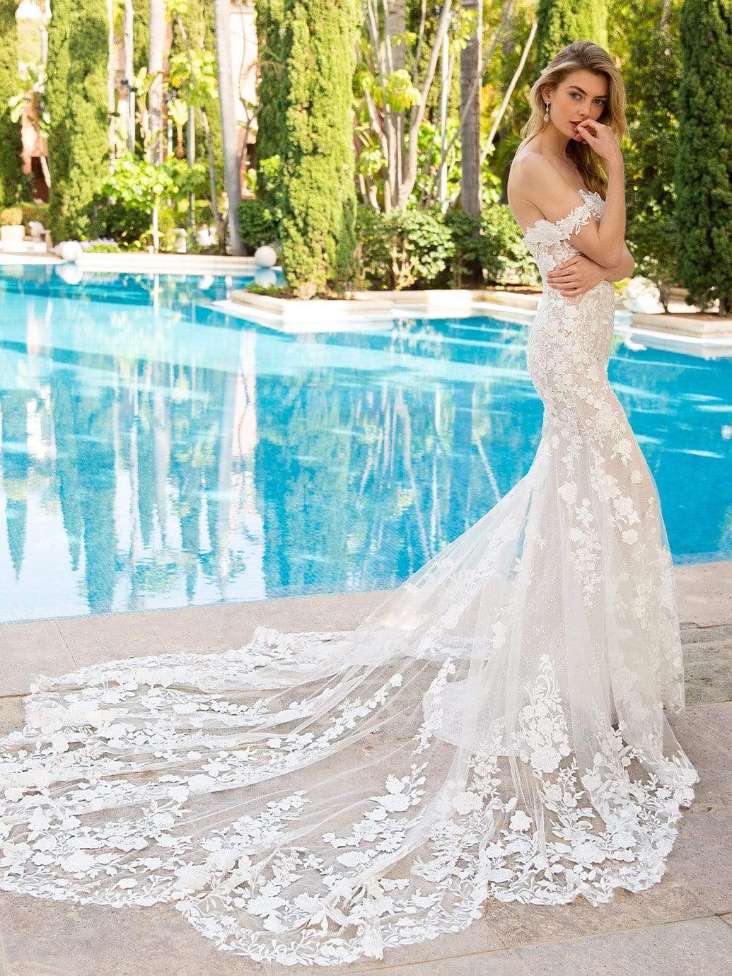 Enzoani Wedding Dress Enzoani Style: Roza