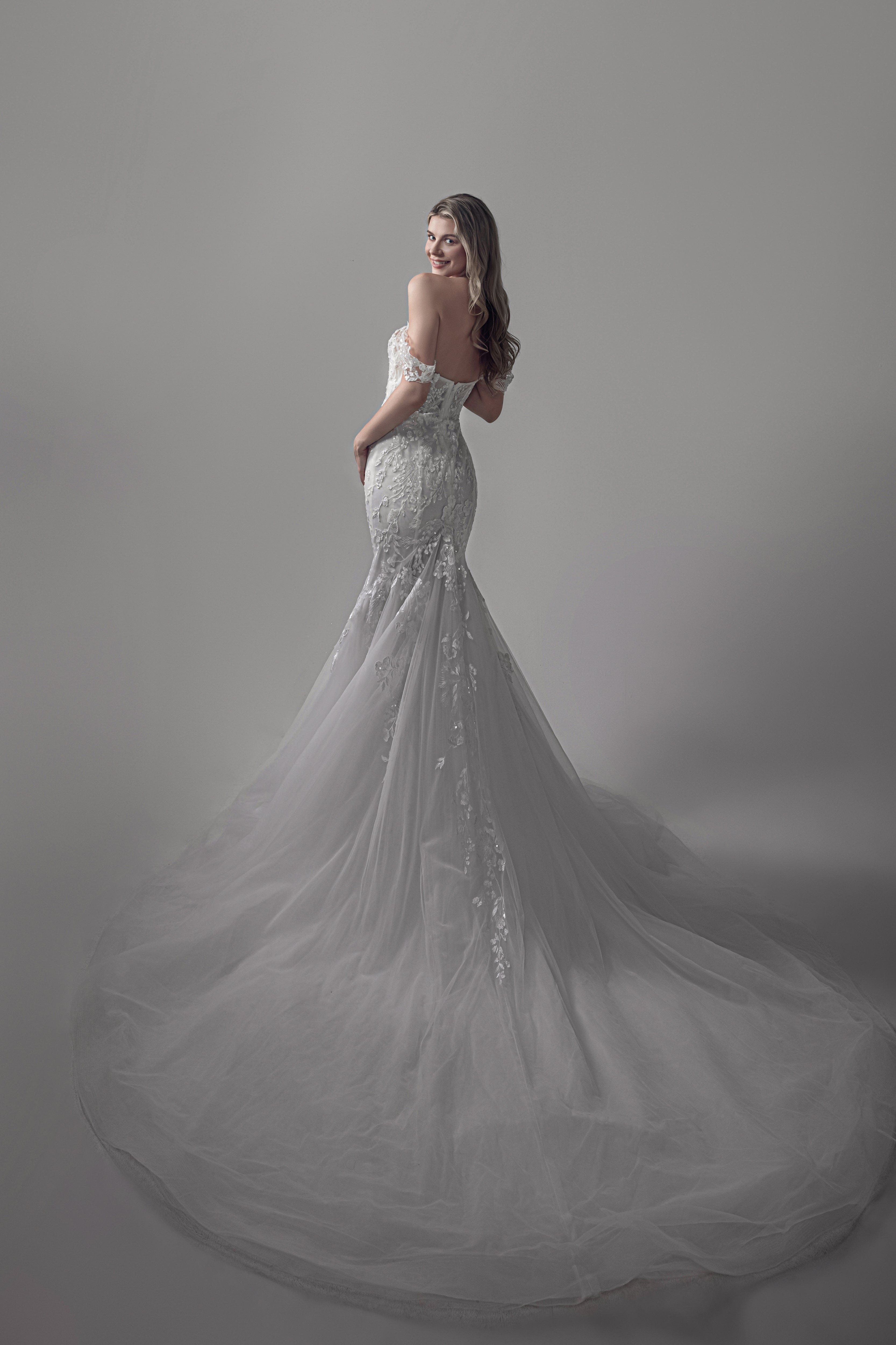 Magnolia Couture Wedding Dress Magnolia Couture: Matthiola